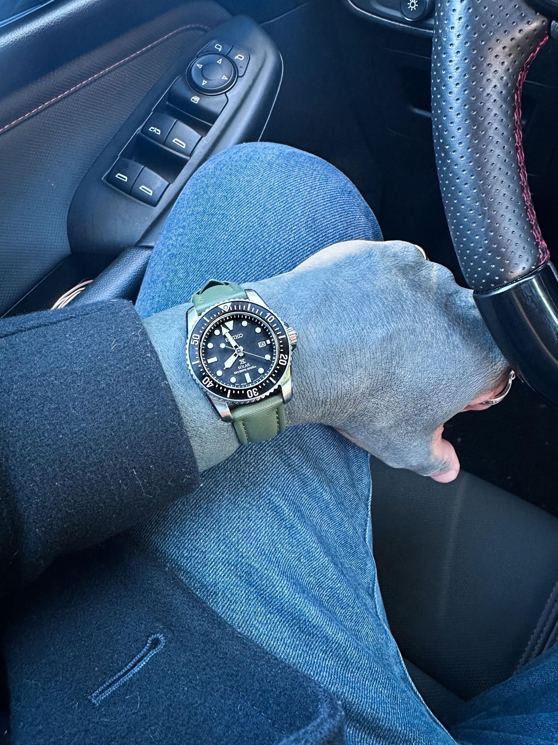 Seiko SNE573 | WatchCrunch