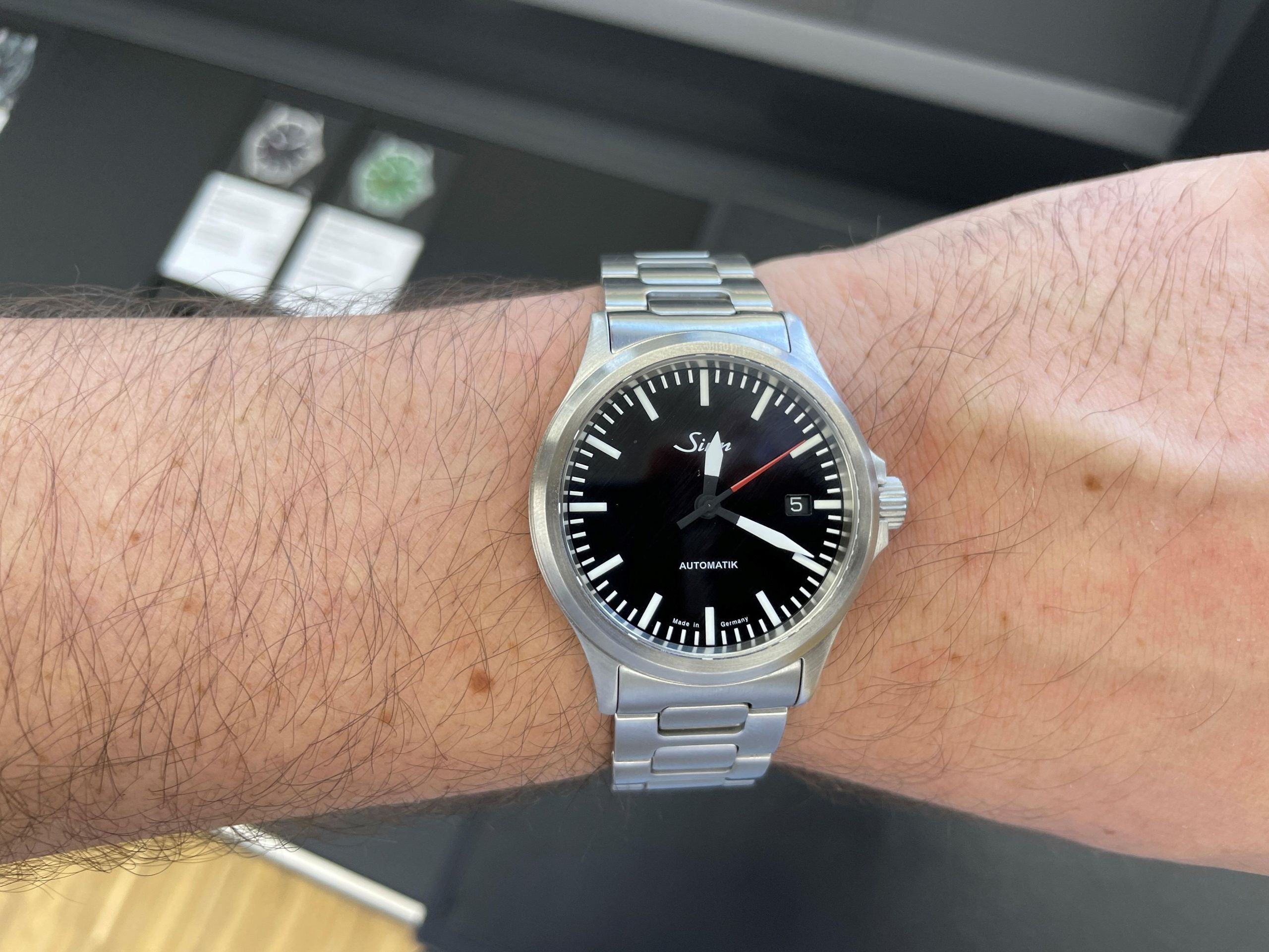556 Mother of Pearl; Yay or nay? | WatchCrunch