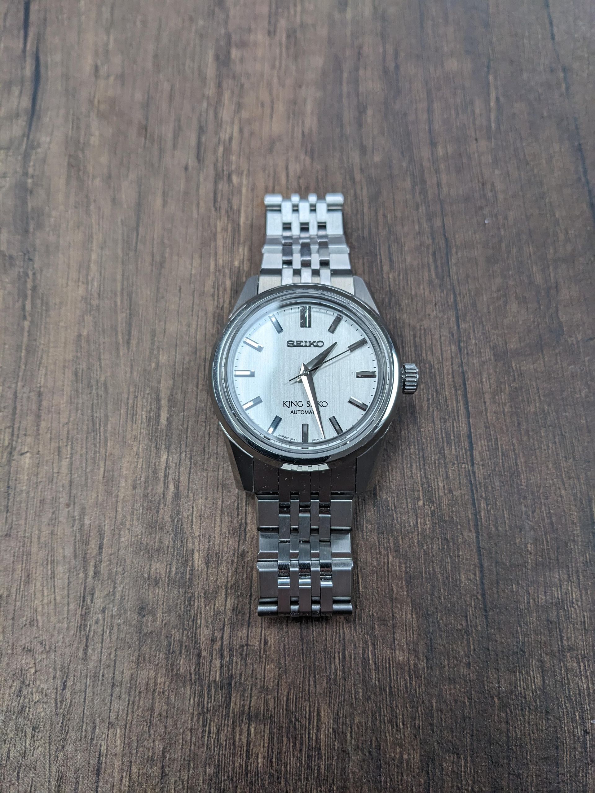 Review: King Seiko SPB281 | WatchCrunch