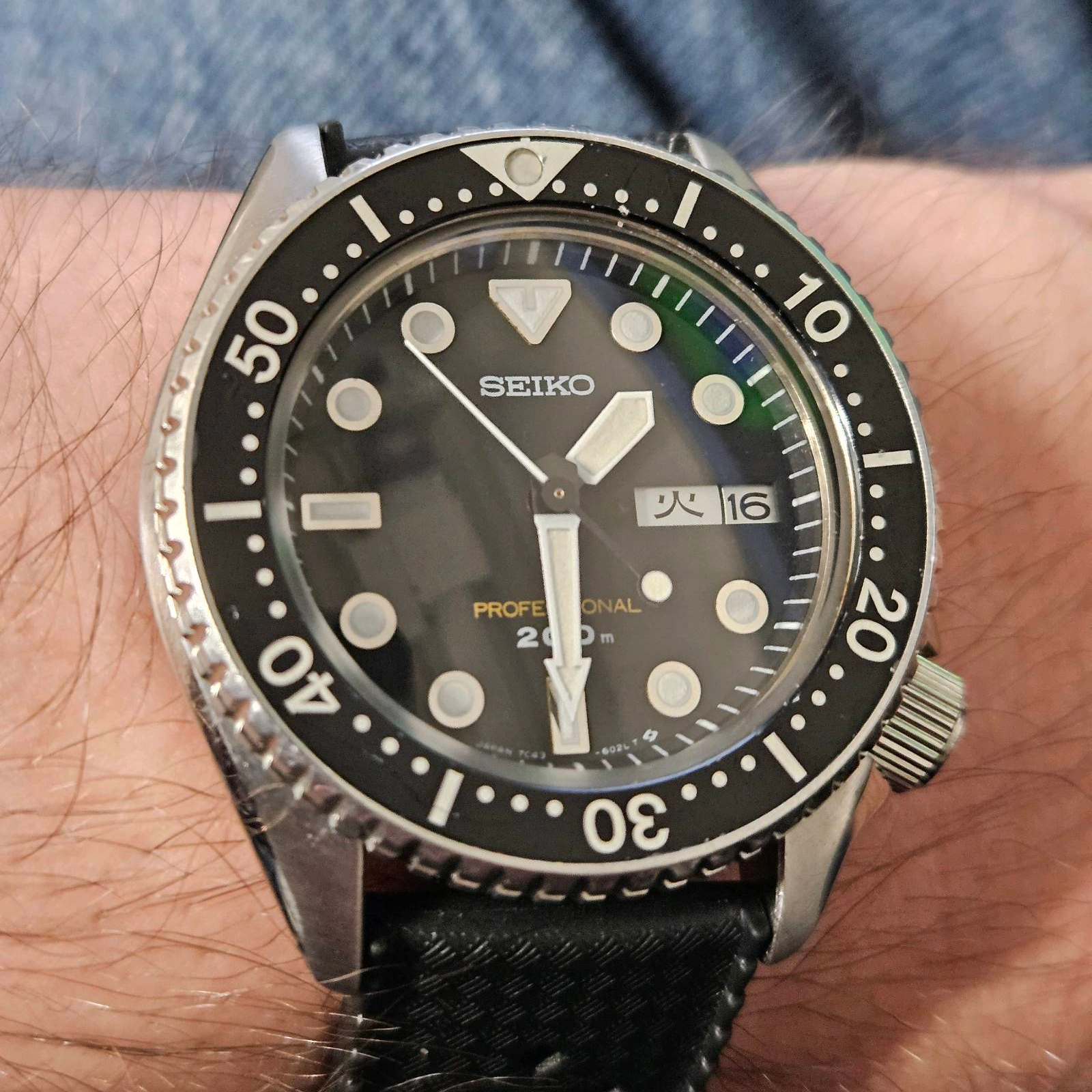 美品　SEIKO 7c43-6010 Seiko 7C43-6010 Professional Watch Black Dial Used Non-Working No