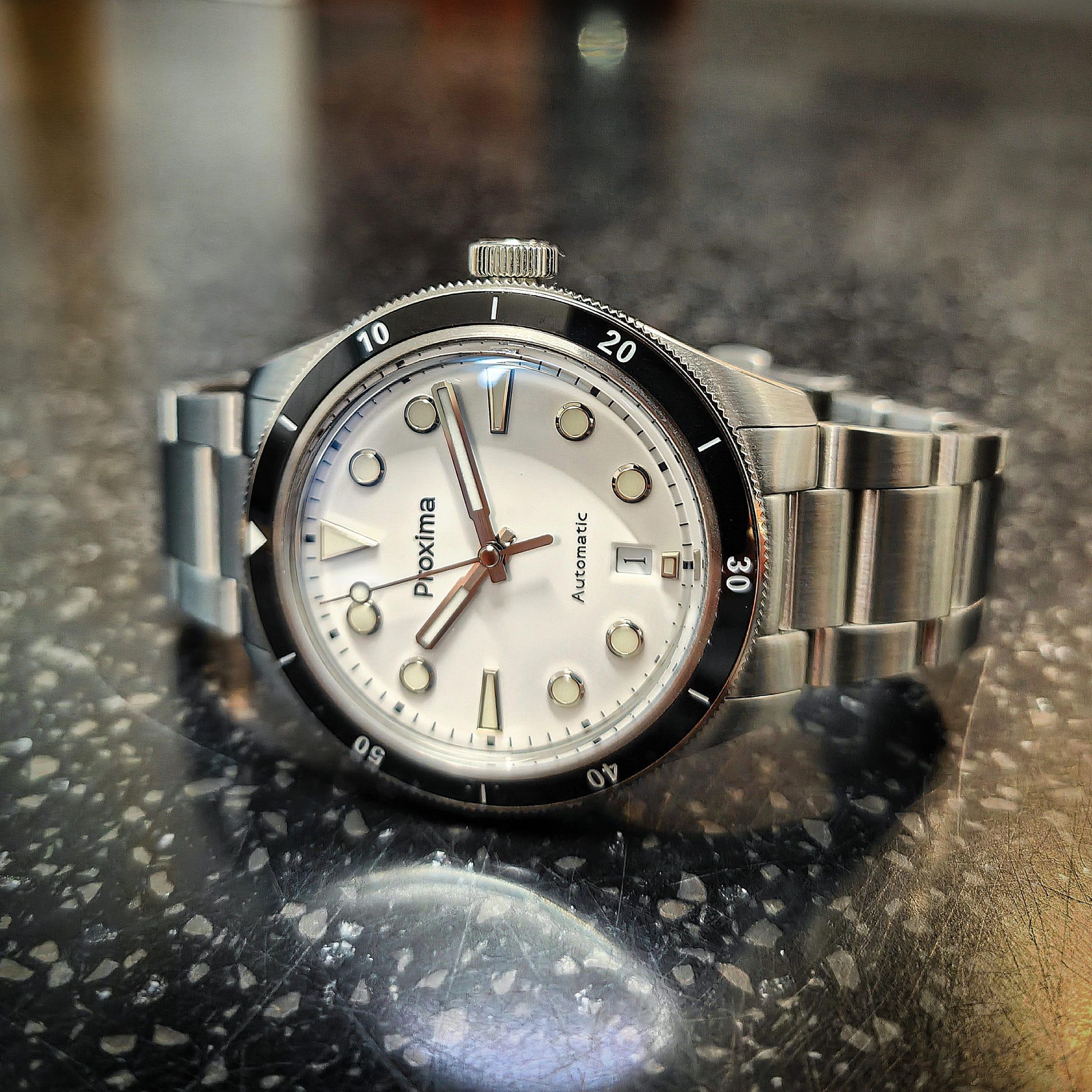 Proxima PX1697 | WatchCrunch