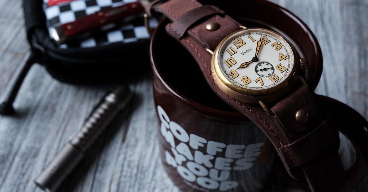 Vario 1918 Trench Watch | WatchCrunch