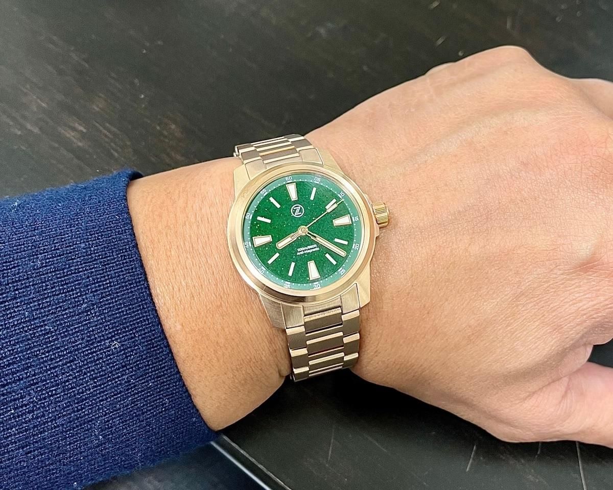 Zelos Aurora Field Bronze Green Aventurine | WatchCrunch