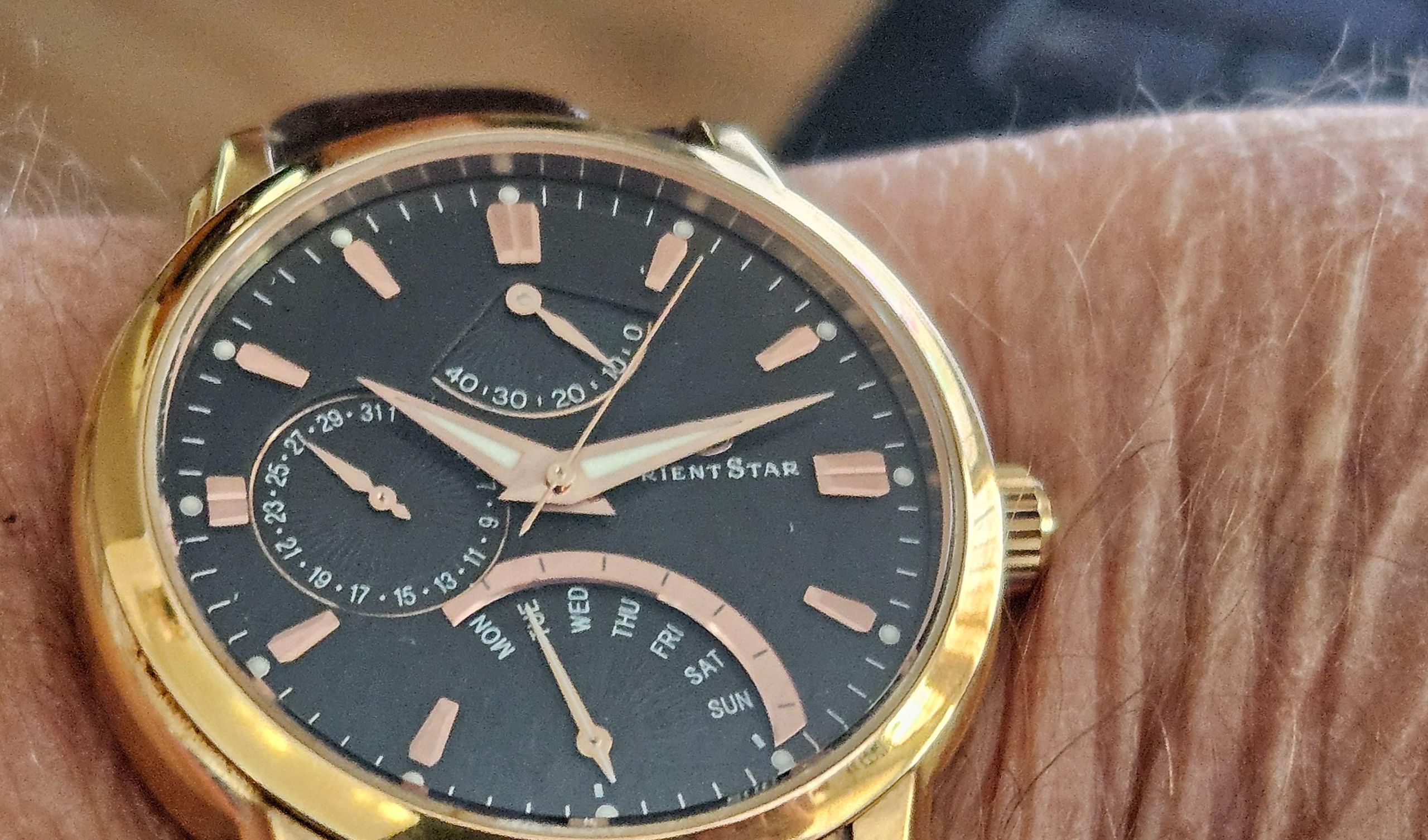 Review Orient Star Retrograde | WatchCrunch
