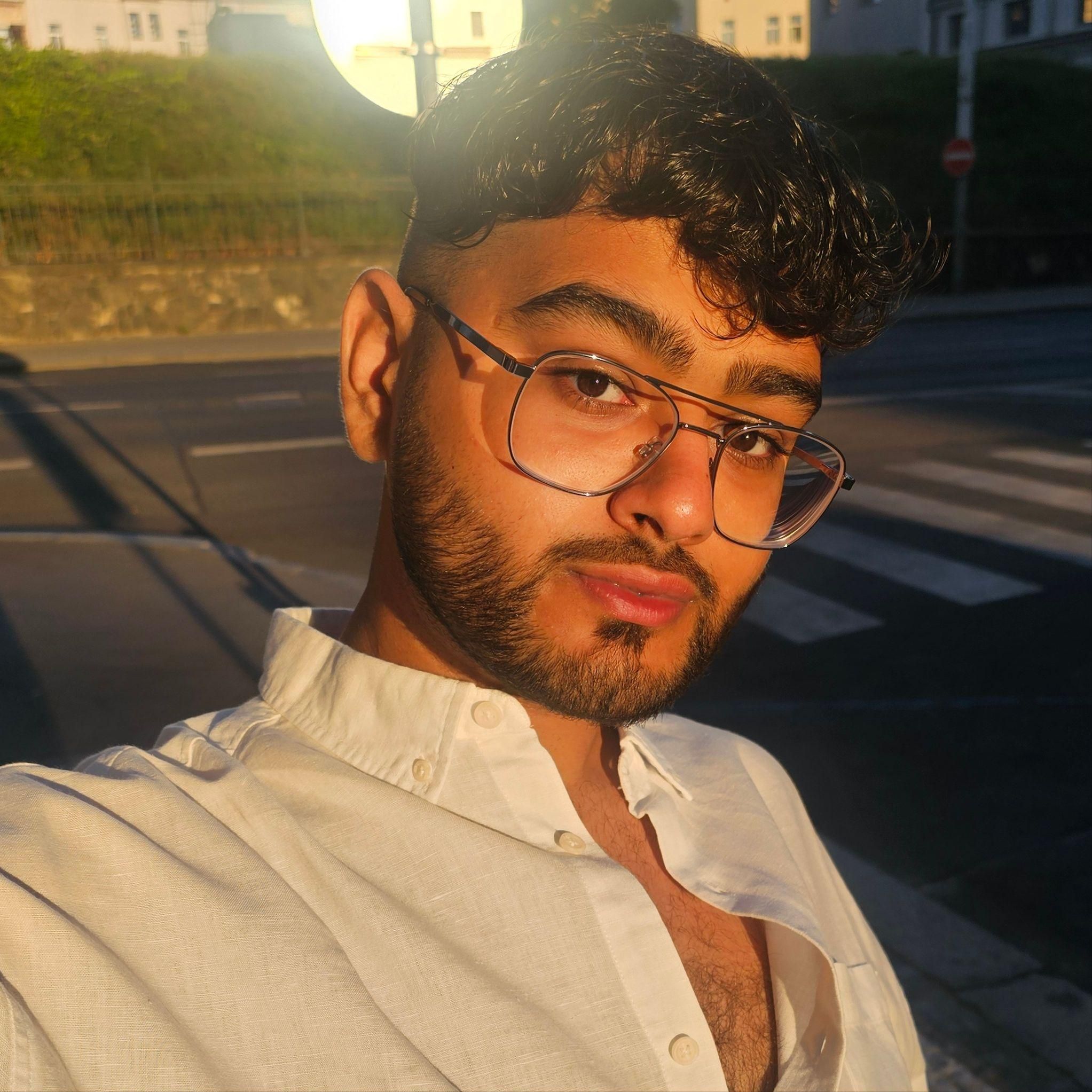 Aleem (@aleem1)