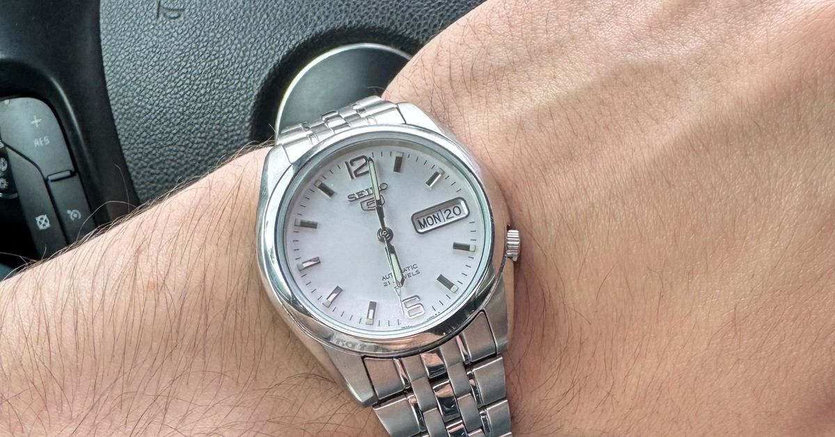 Seiko SNK385k1 | WatchCrunch