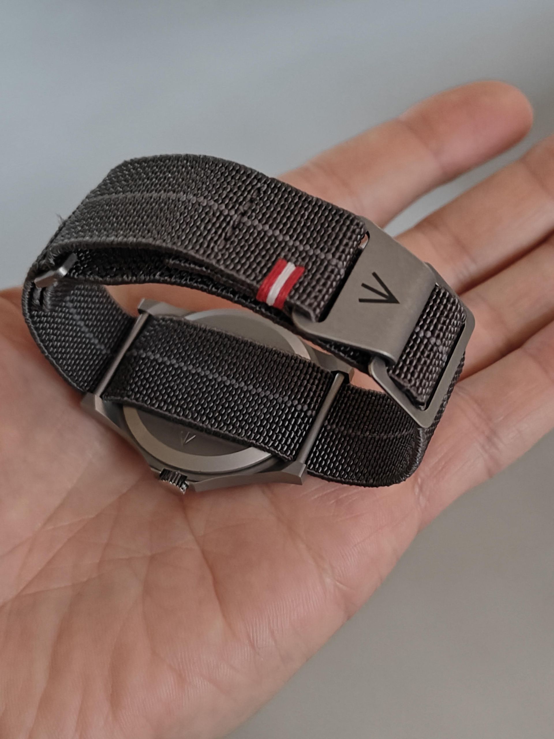 CWC G10 Quartz & Erika's Original (fixed bar strap version) | WatchCrunch
