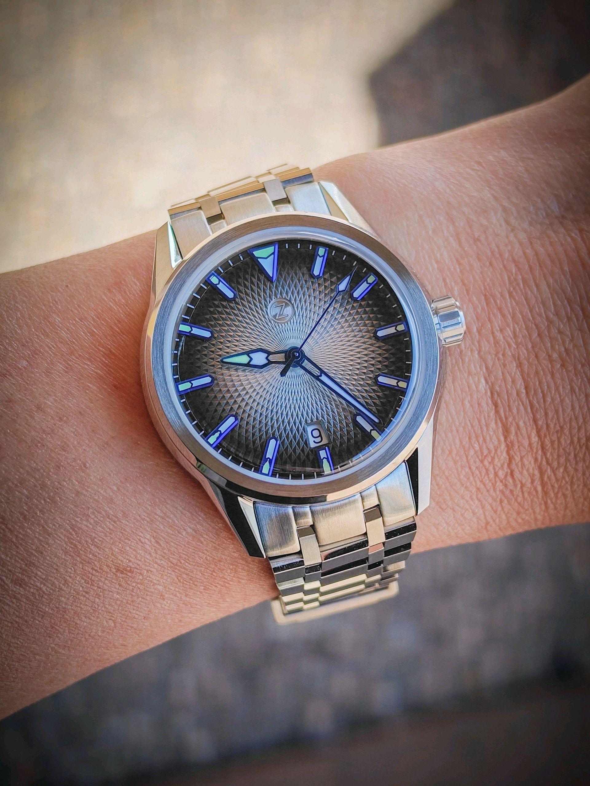 NWA: Zelos Helica 'Blue Steel' | WatchCrunch