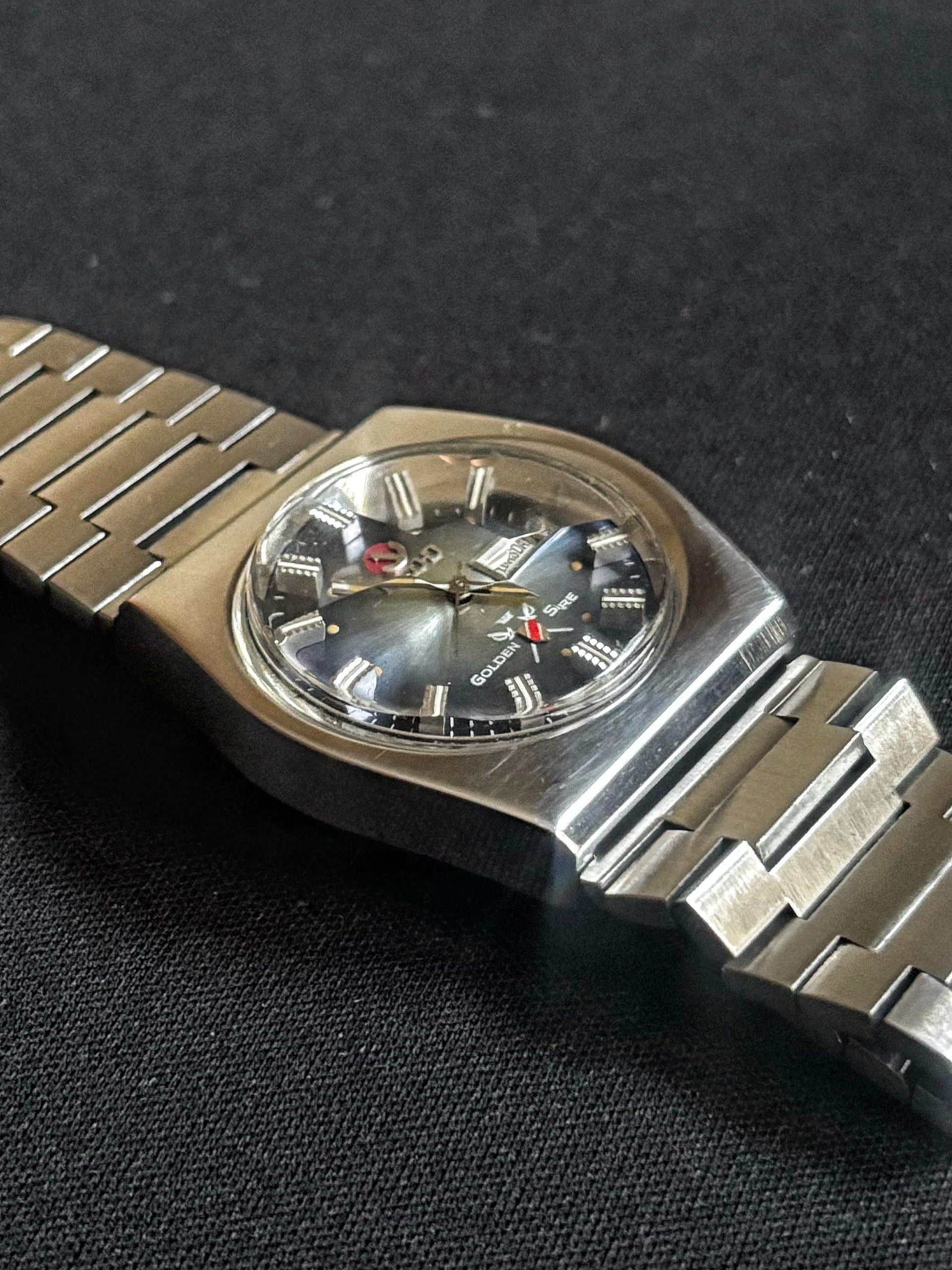 B5428【ヴィンテージ】RADO GOLDEN SABRE オートマチック B5428【ヴィンテージ】RADO GOLDEN SABRE オートマチック