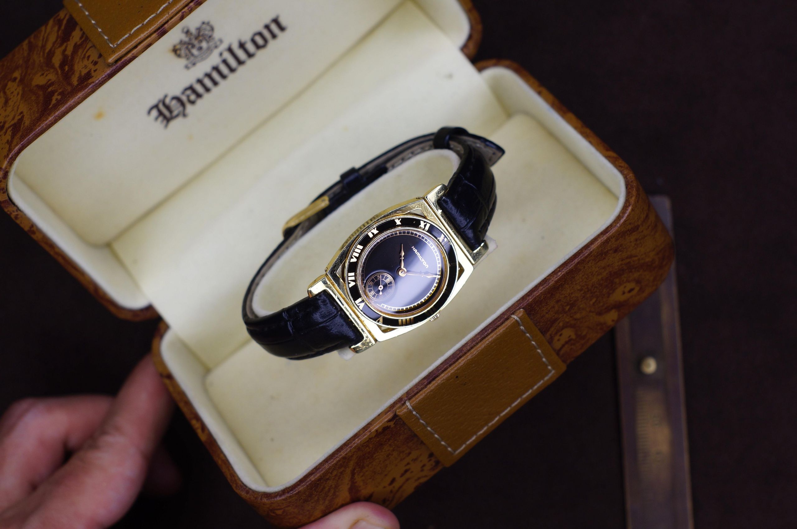 Hamilton Piping Rock – A Timeless Classic with Historical 