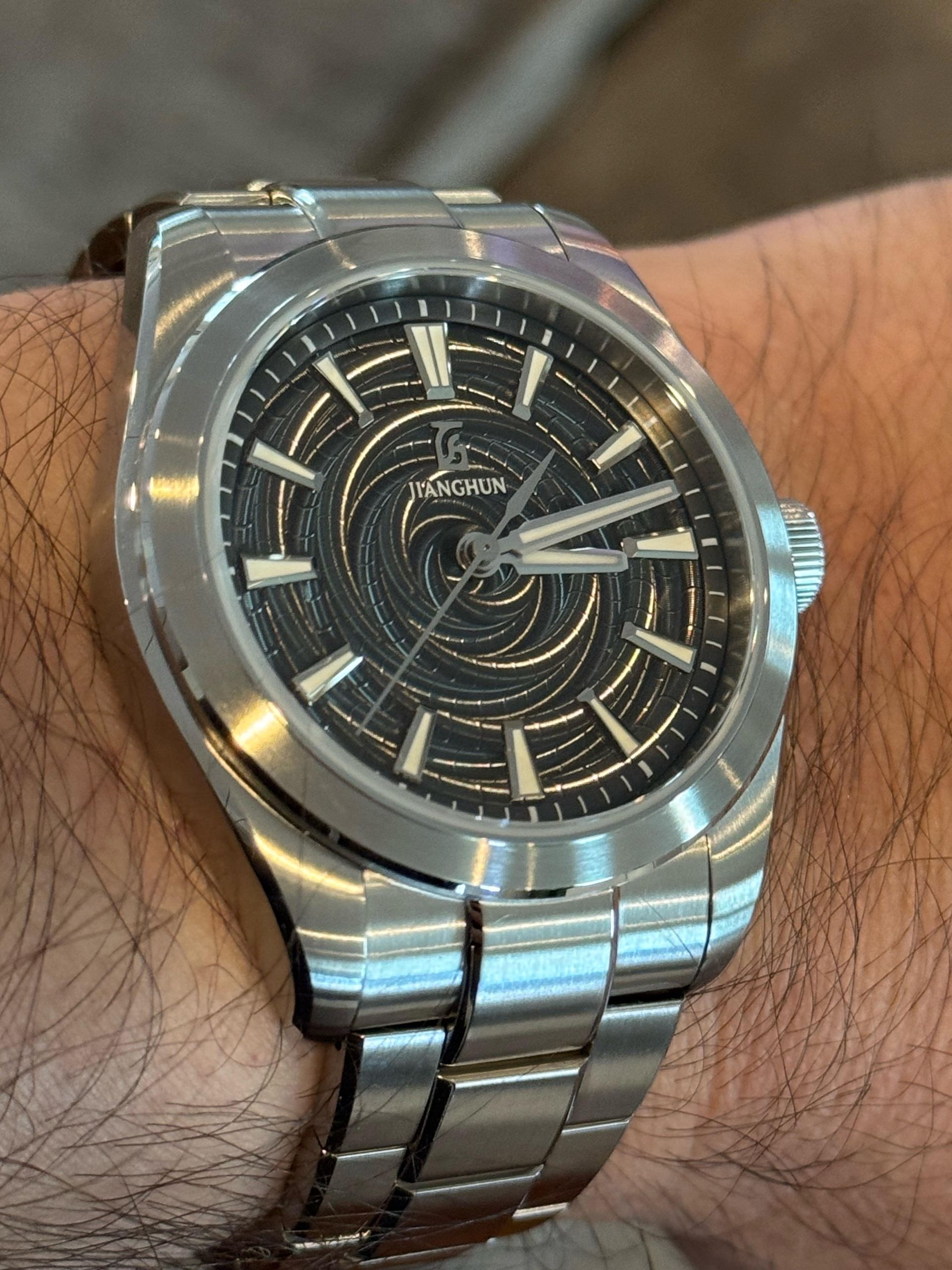 McWilliam1W　ヨーロピアンシャンク Jianghun Time Vortex: optical illusion dial | WatchCrunch