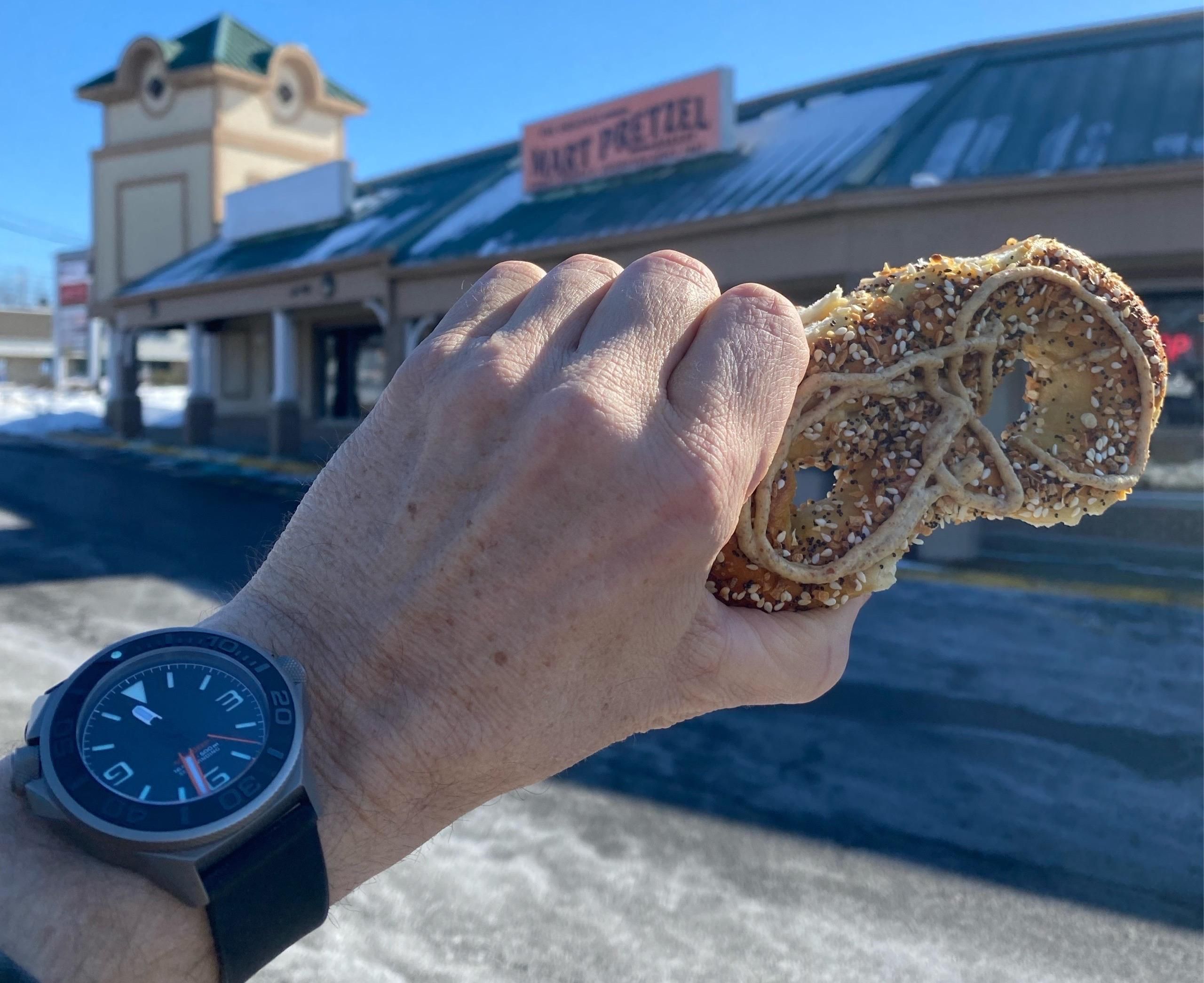 UNDONE AquaDeep w/ black QR silicone strap | WatchCrunch