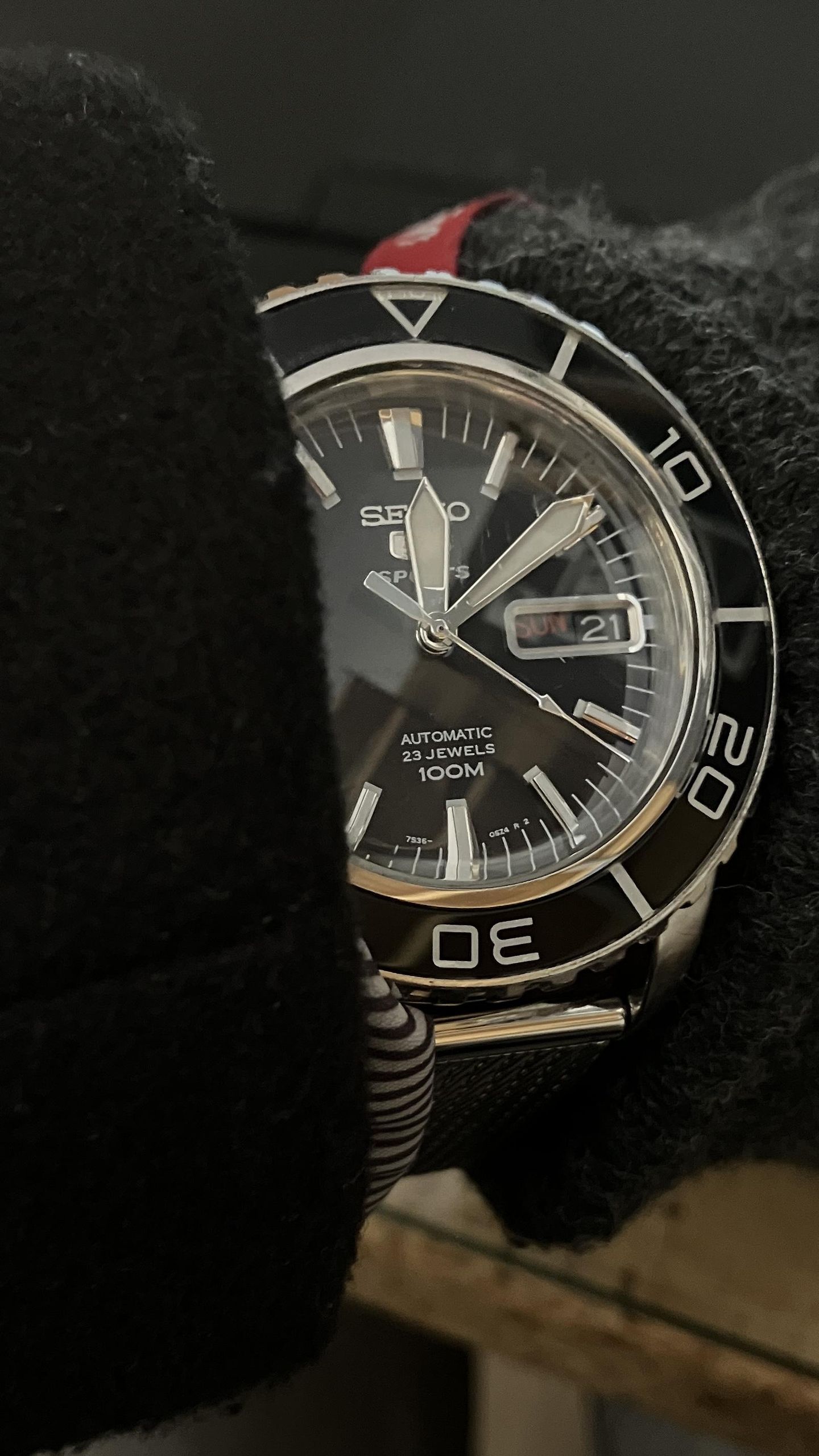 Seiko 5 Sports 7S36-04N0 more “soul” than perfection | WatchCrunch