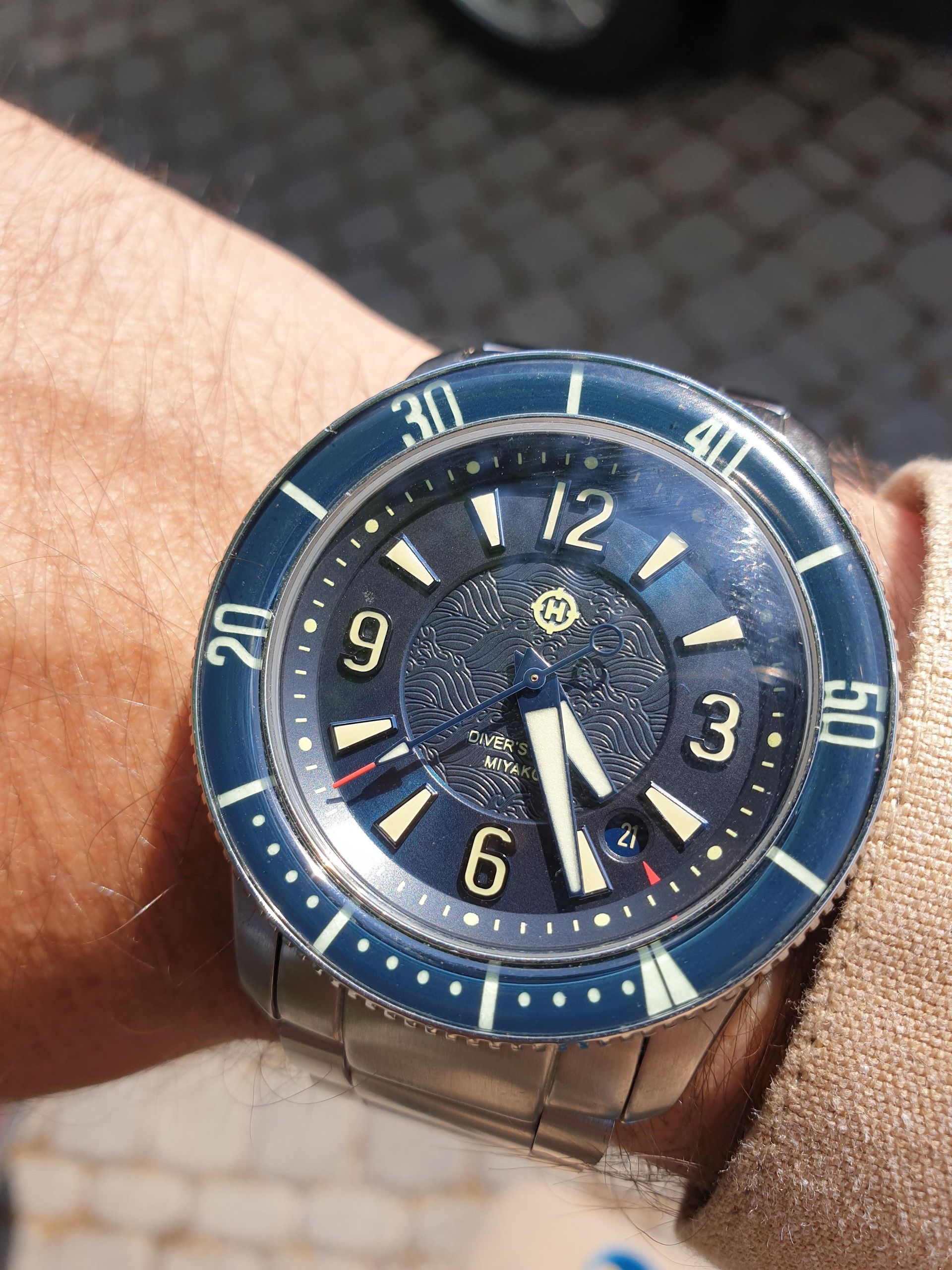 Helm Miyako one month review - its fantastic, get on the waitlist