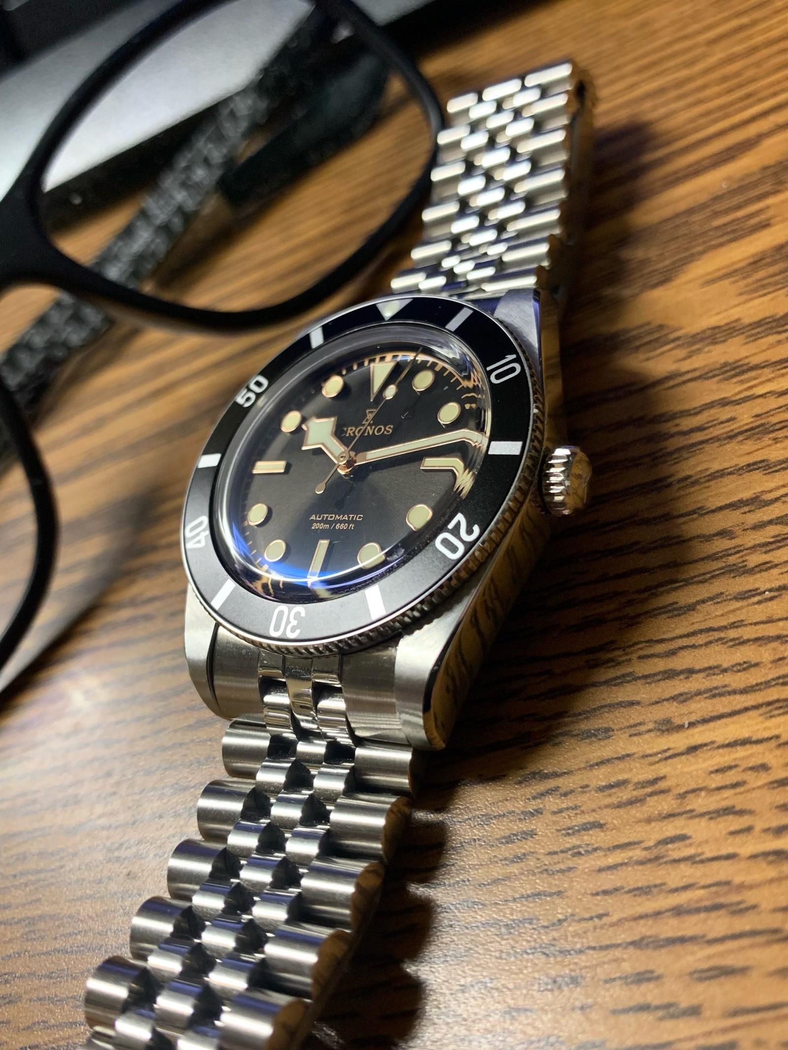 Cronos L6033 With San Martin Jubilee | WatchCrunch