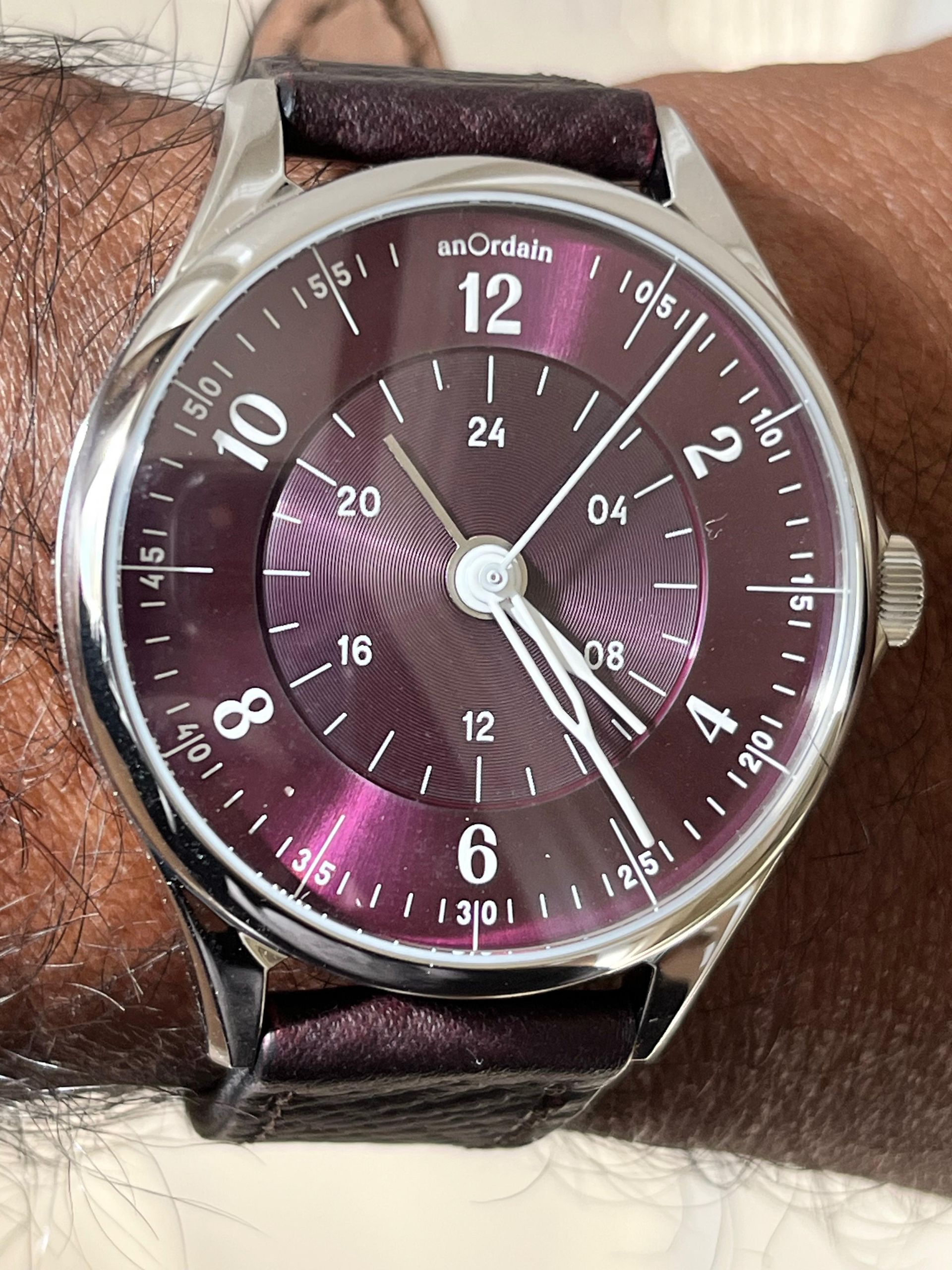 AnOrdain The Fabrik Model 1 GMT | WatchCrunch