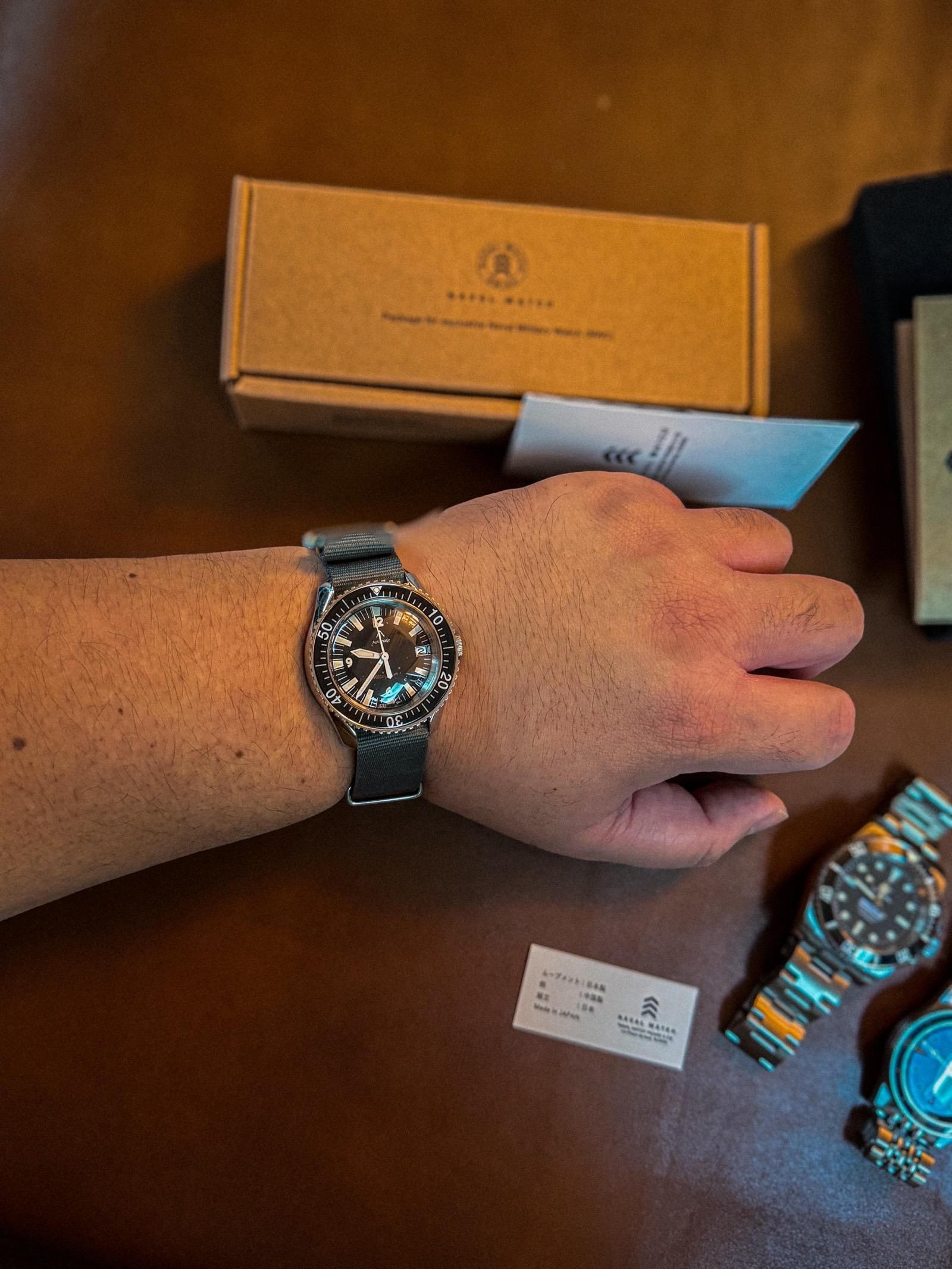 【しんこぽ】NAVAL WATCH｜MILITARY WATCH Naval Watch Co. FRXB014 Field Watch | Uncrate Supply