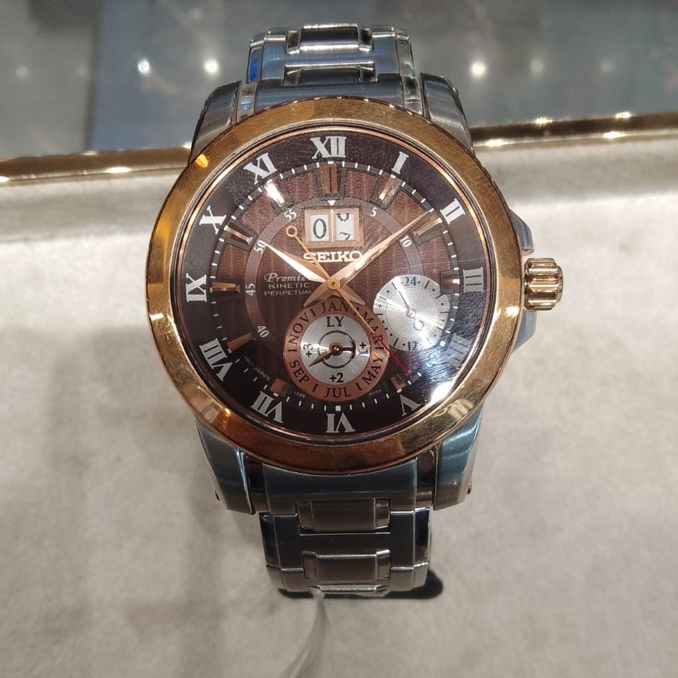 Seiko Premier Kinetic Worth a Buy in 2024? | WatchCrunch