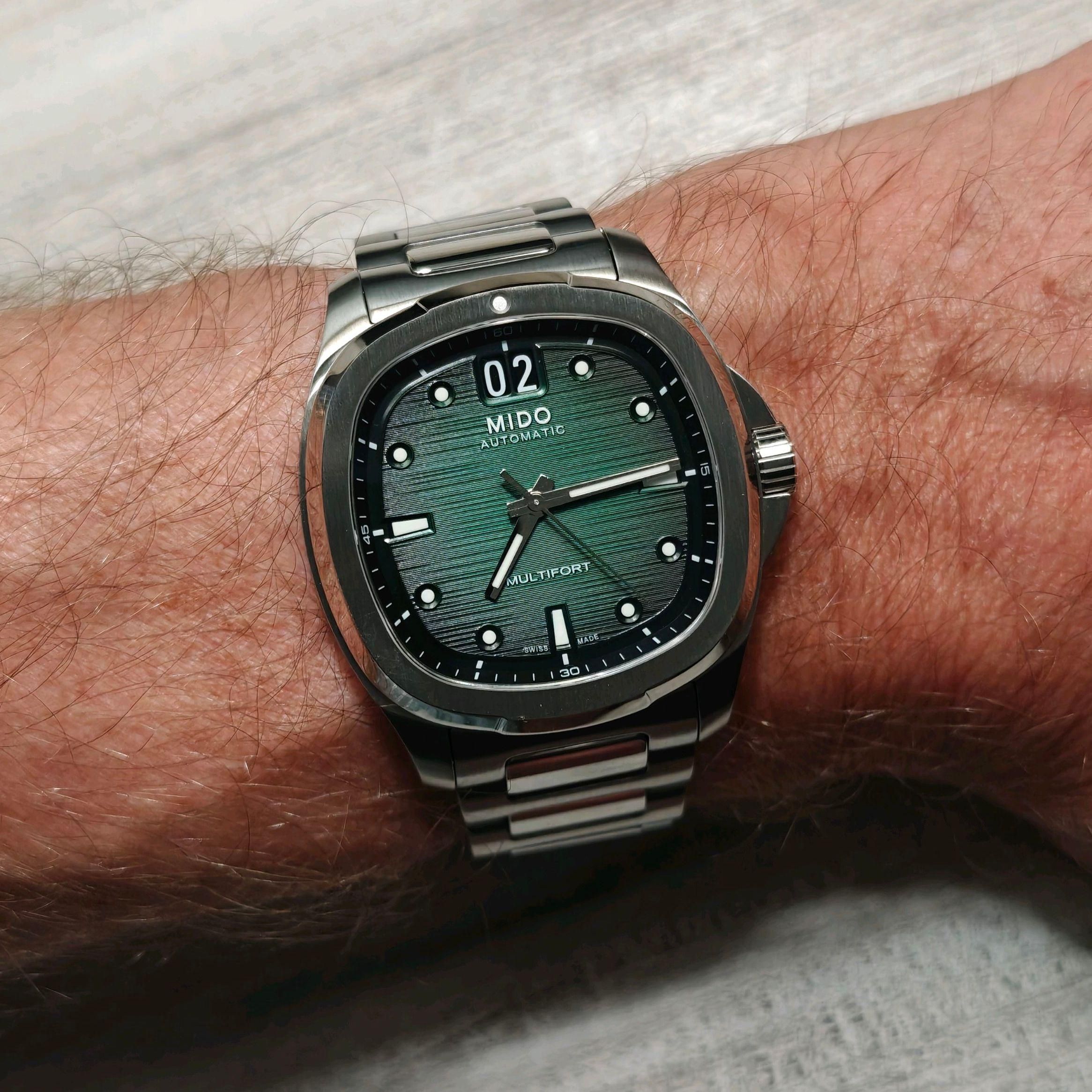NWA! Mido Multifort TV Big Date green dial | WatchCrunch