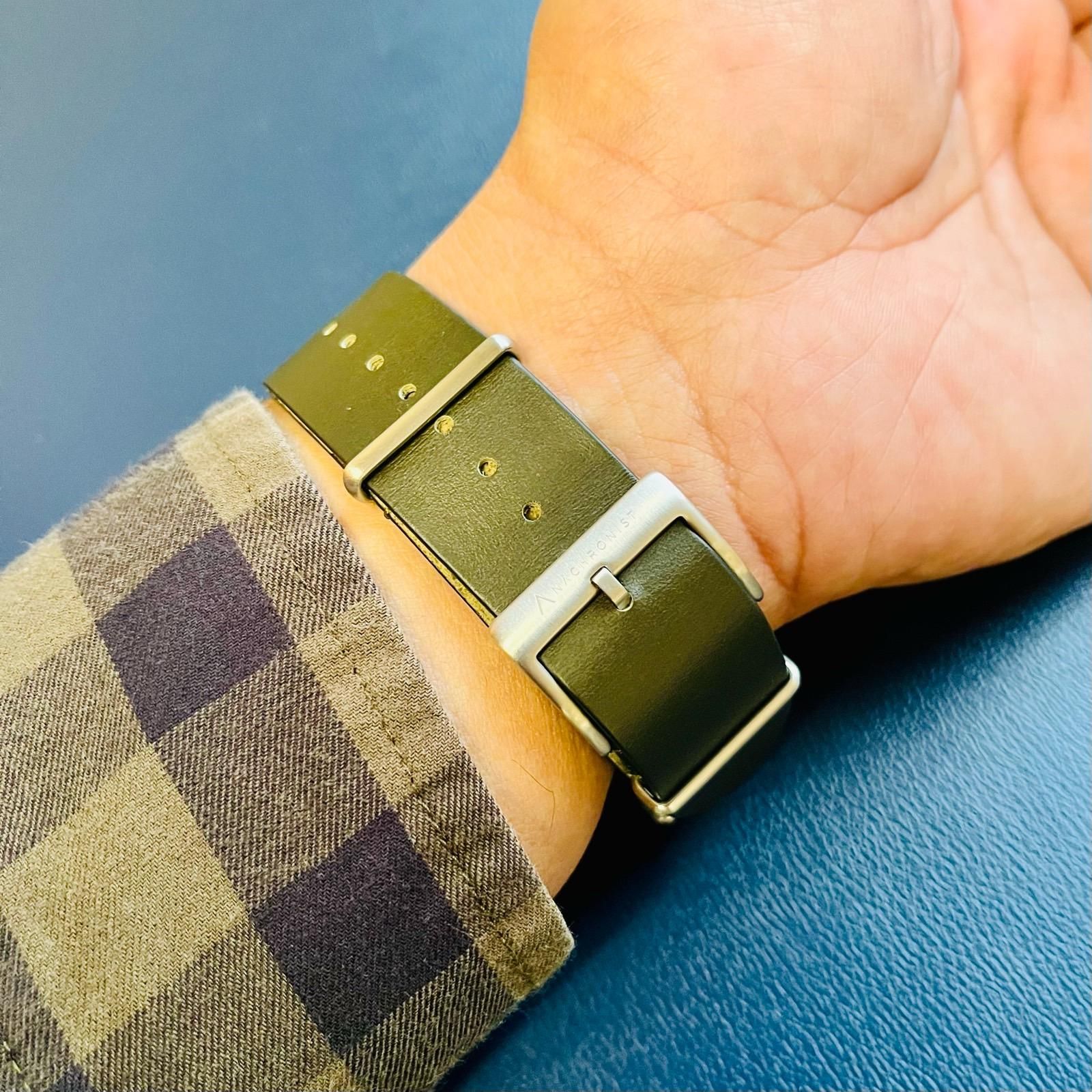 Another review: Leather Zero-Pass “Lucky Green” on Montblanc
