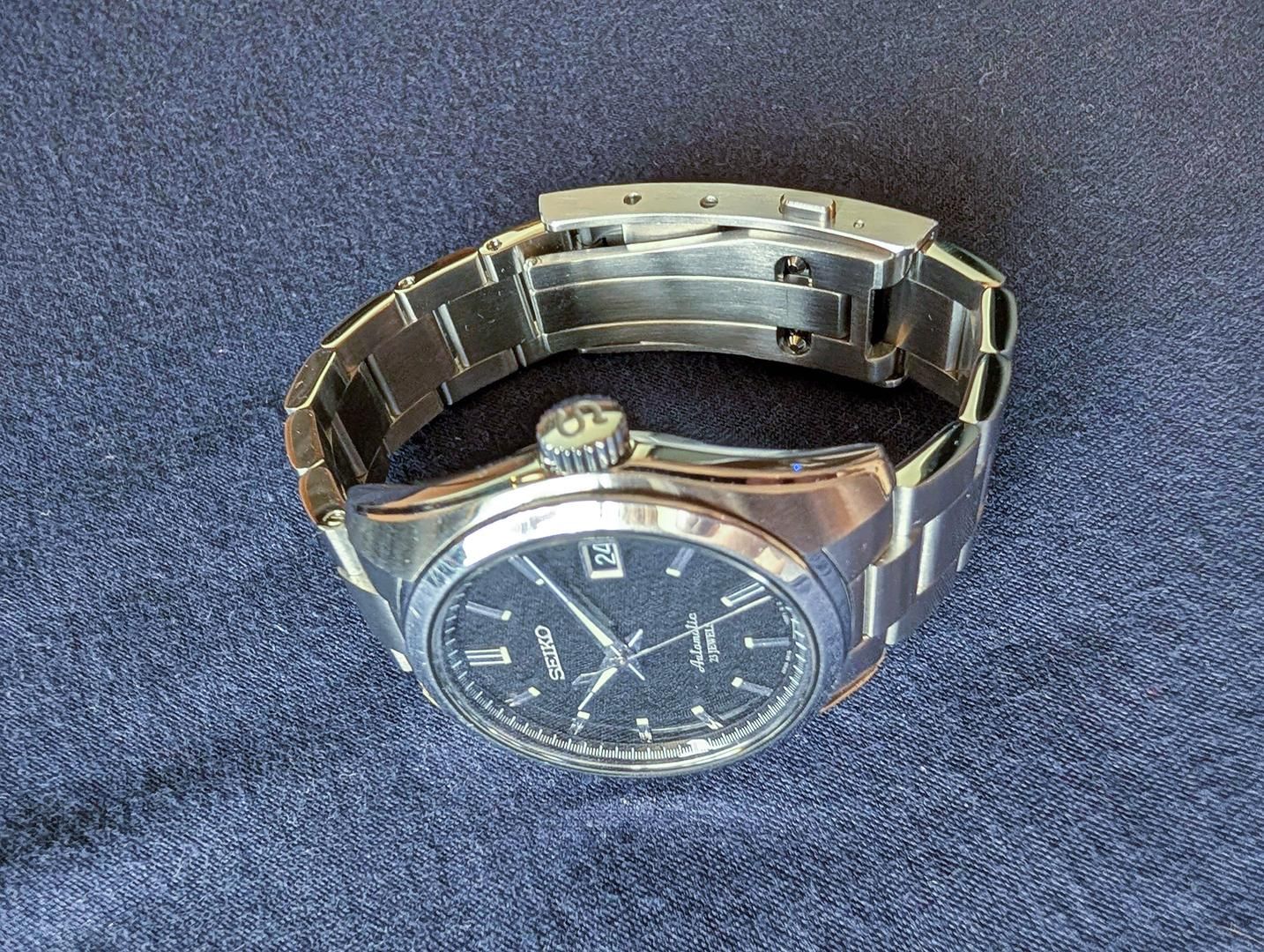 Upgrading the SARB033/035 bracelet with on-the-fly adjustment