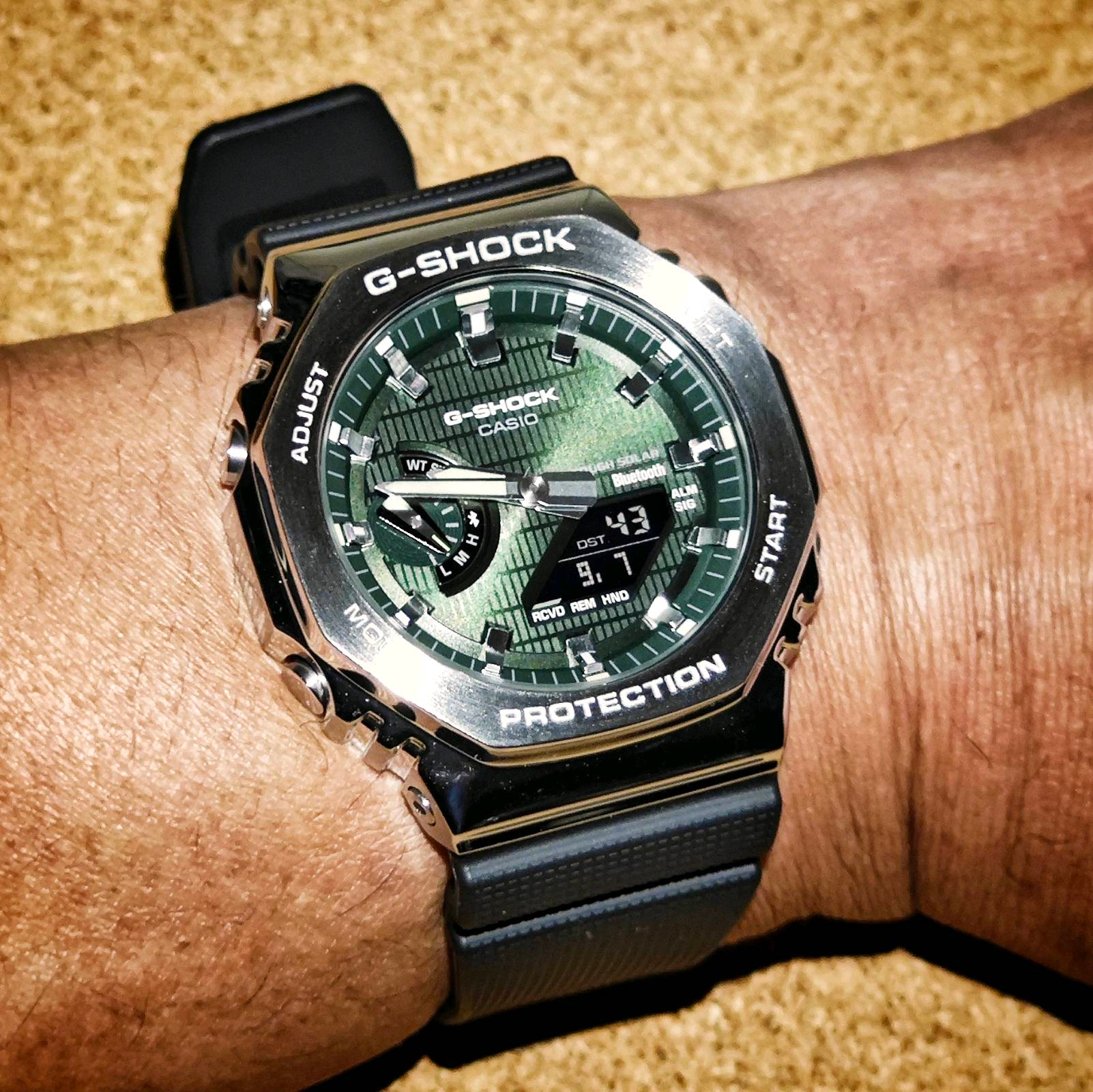 【love-no-cry.0324】G-SHOCK GM-2100M GM2100MG-1A | Analog-Digital Men's Watch G-SHOCK | CASIO