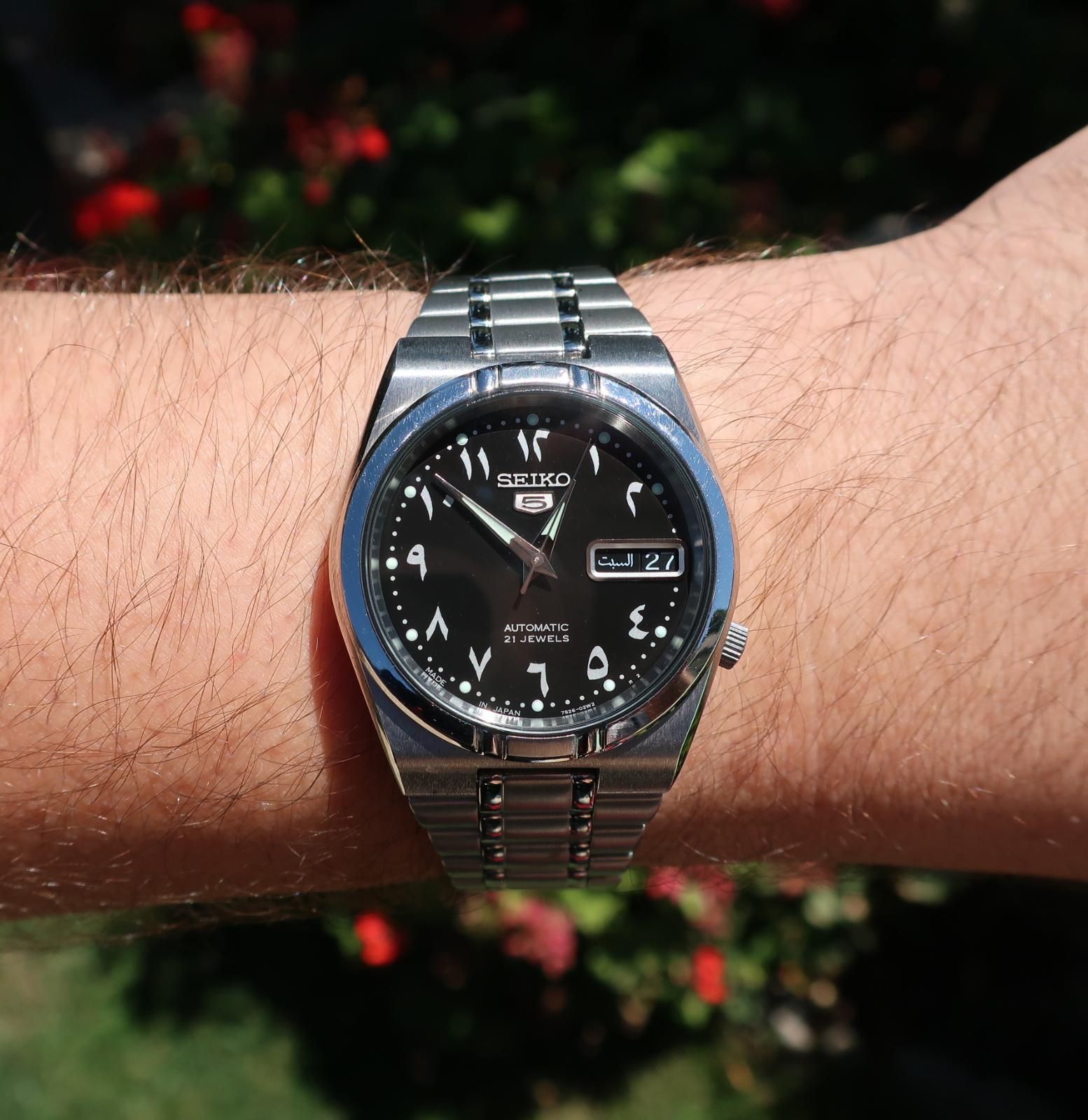 SEIKO5 アラビア文字盤　SNK063J5 Amazon.com: SEIKO 5 Automatic Black Arabic Dial Stainless