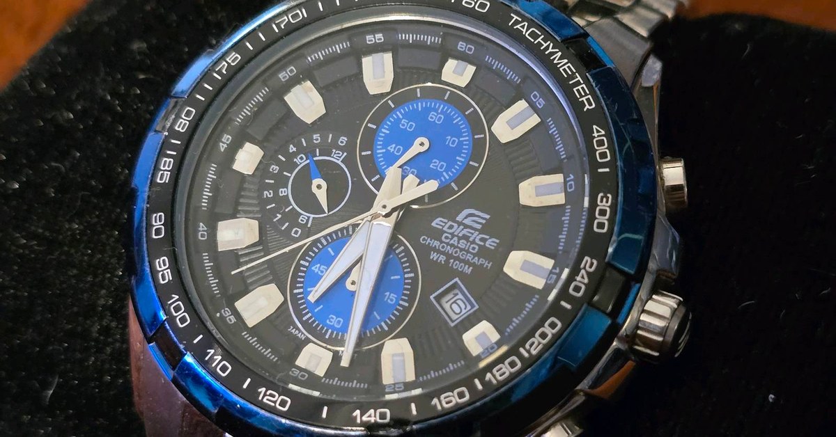 EDIFICE Standard Chronograph | WatchCrunch
