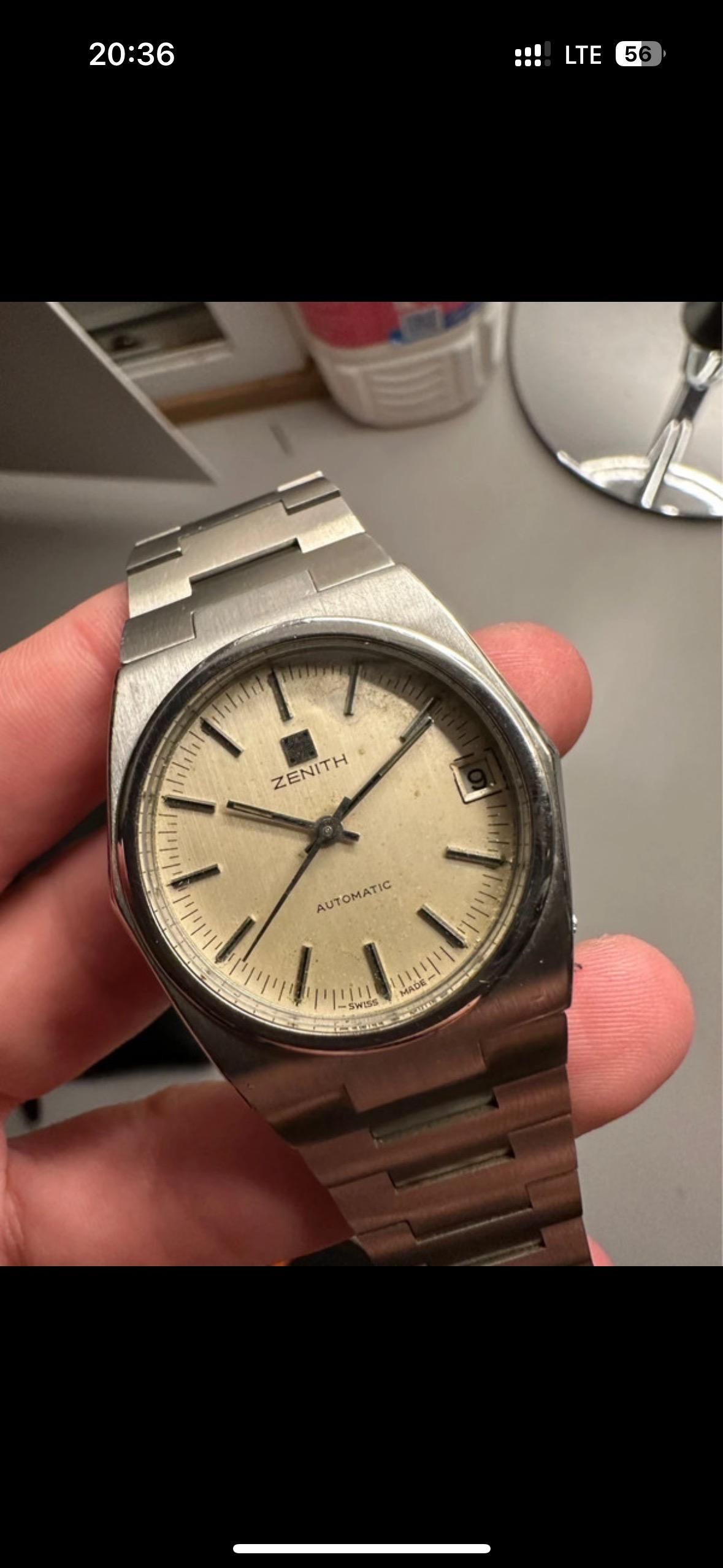 Vintage Zenith Surf hidden crown | WatchCrunch