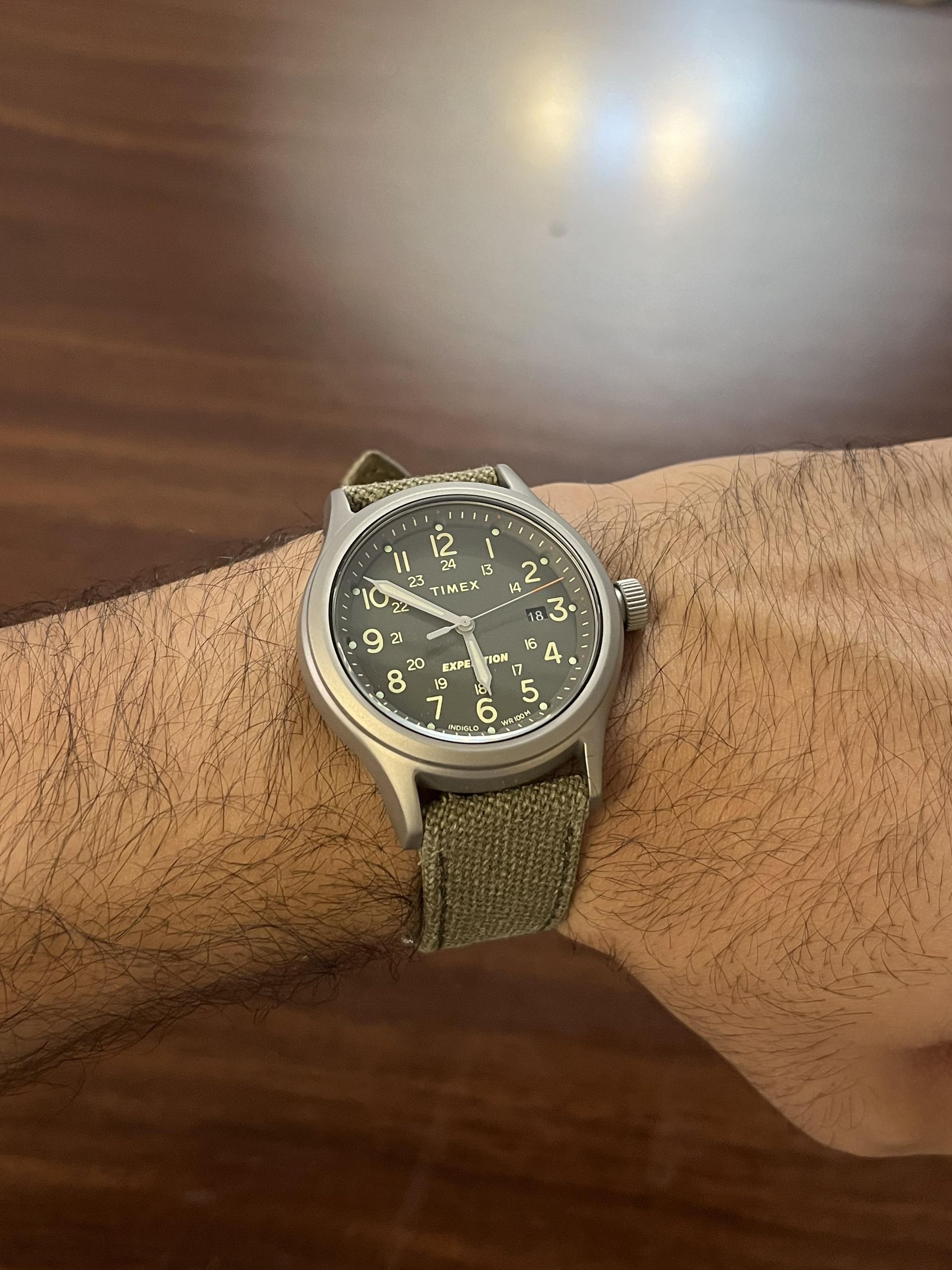 tw2v07100 | WatchCrunch