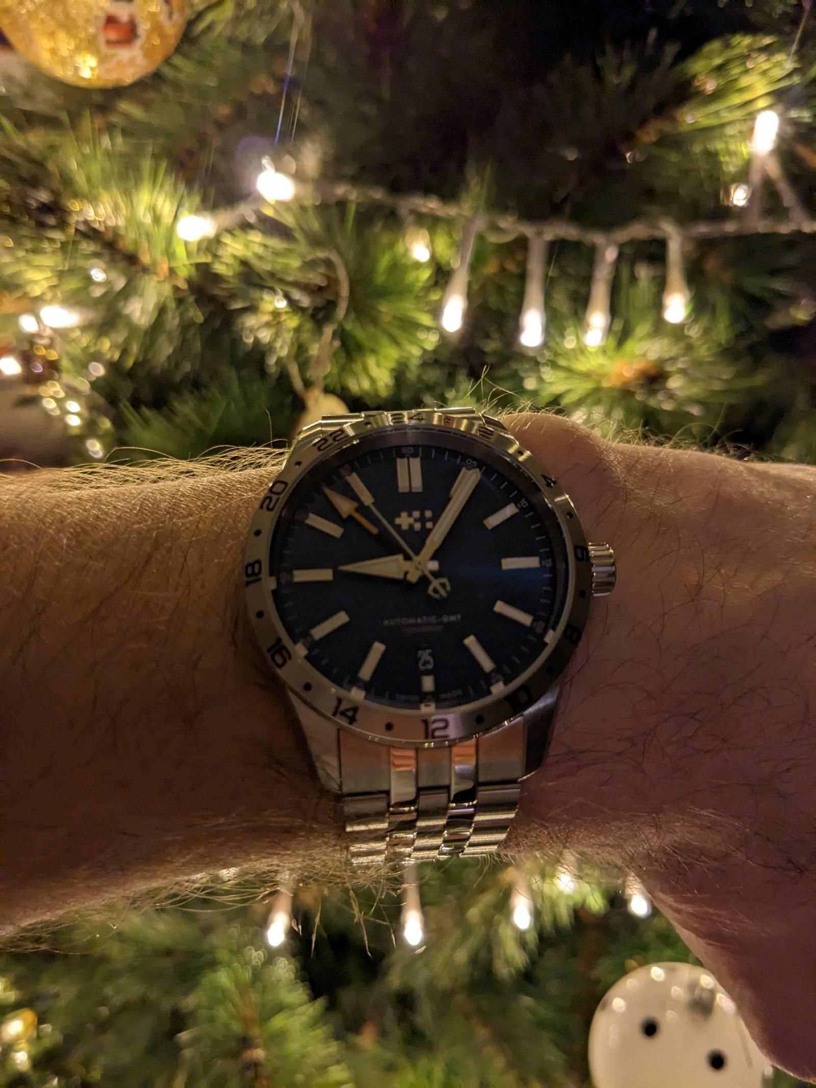 NWA] C63 Sealander GMT 39mm in Dragonfly blue | WatchCrunch