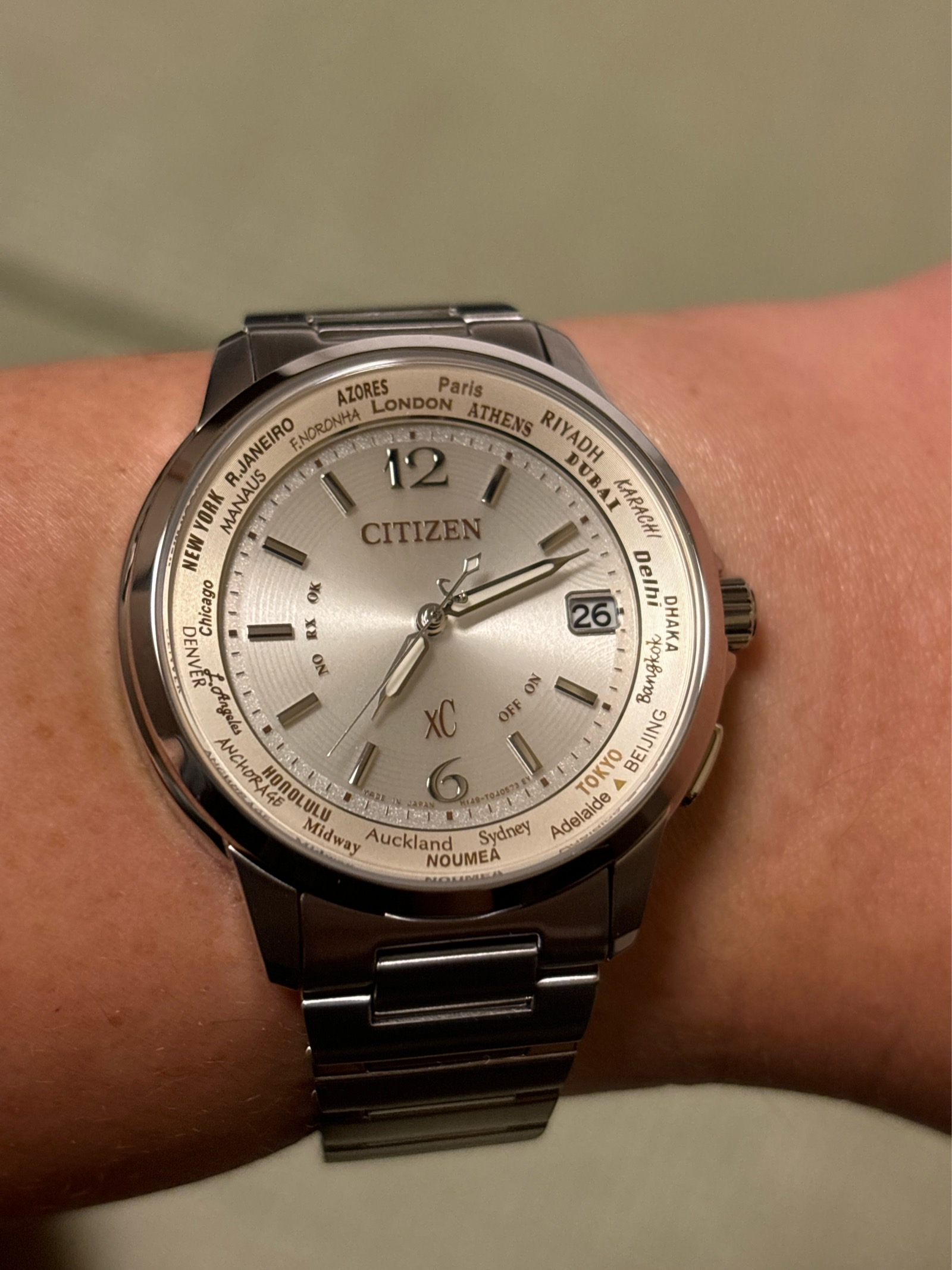 CITIZEN XC CB1020-54B エコ・ドライブ シチズン クロスシー 