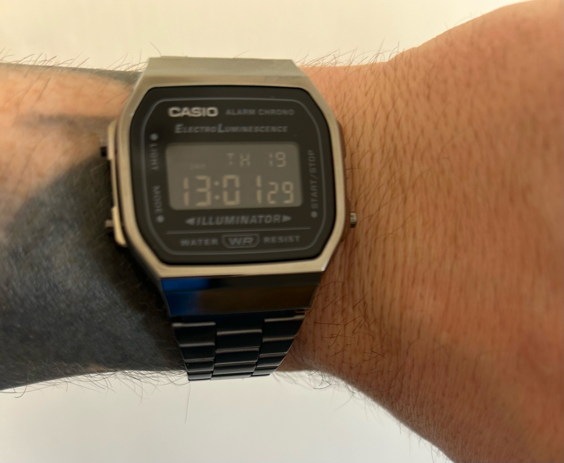 Casio - A168WEGG-1BEF | WatchCrunch