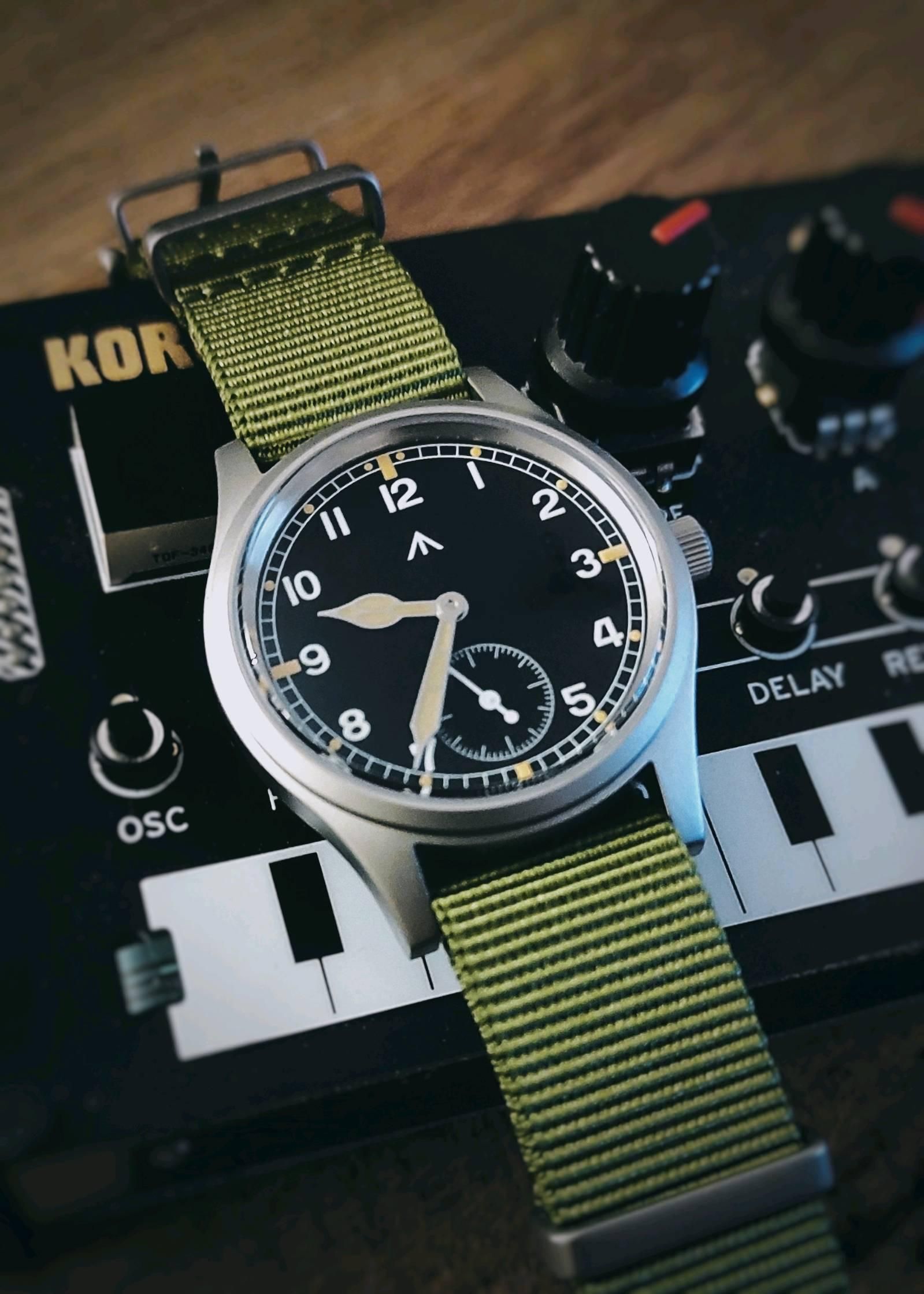 Militado D12 V2 ミリタリーウォッチ Militado Dirty Dozen V2: A Timeless Blend of Heritage and