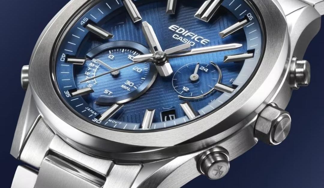 Very pretty racing inspired Casio | WatchCrunch