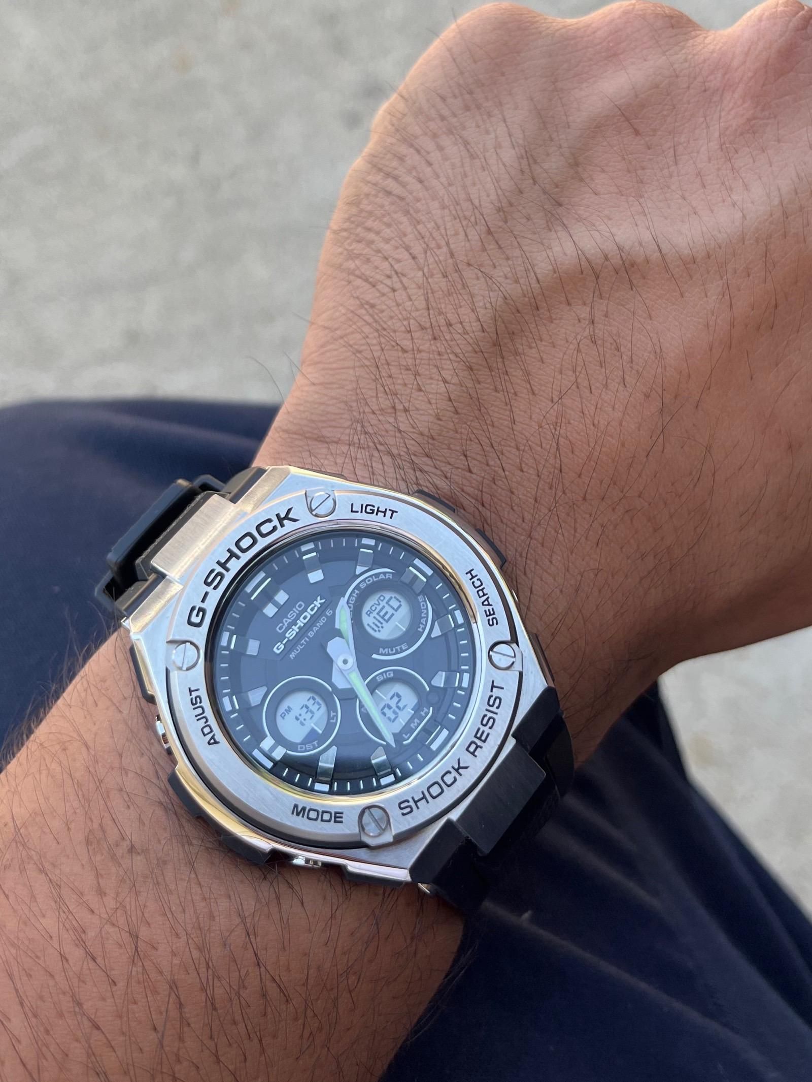 G-SHOCK GST-W310 腕時計 Amazon.com: CASIO G-SHOCK G-Steel Tough Solar Multi-Band 6 GST
