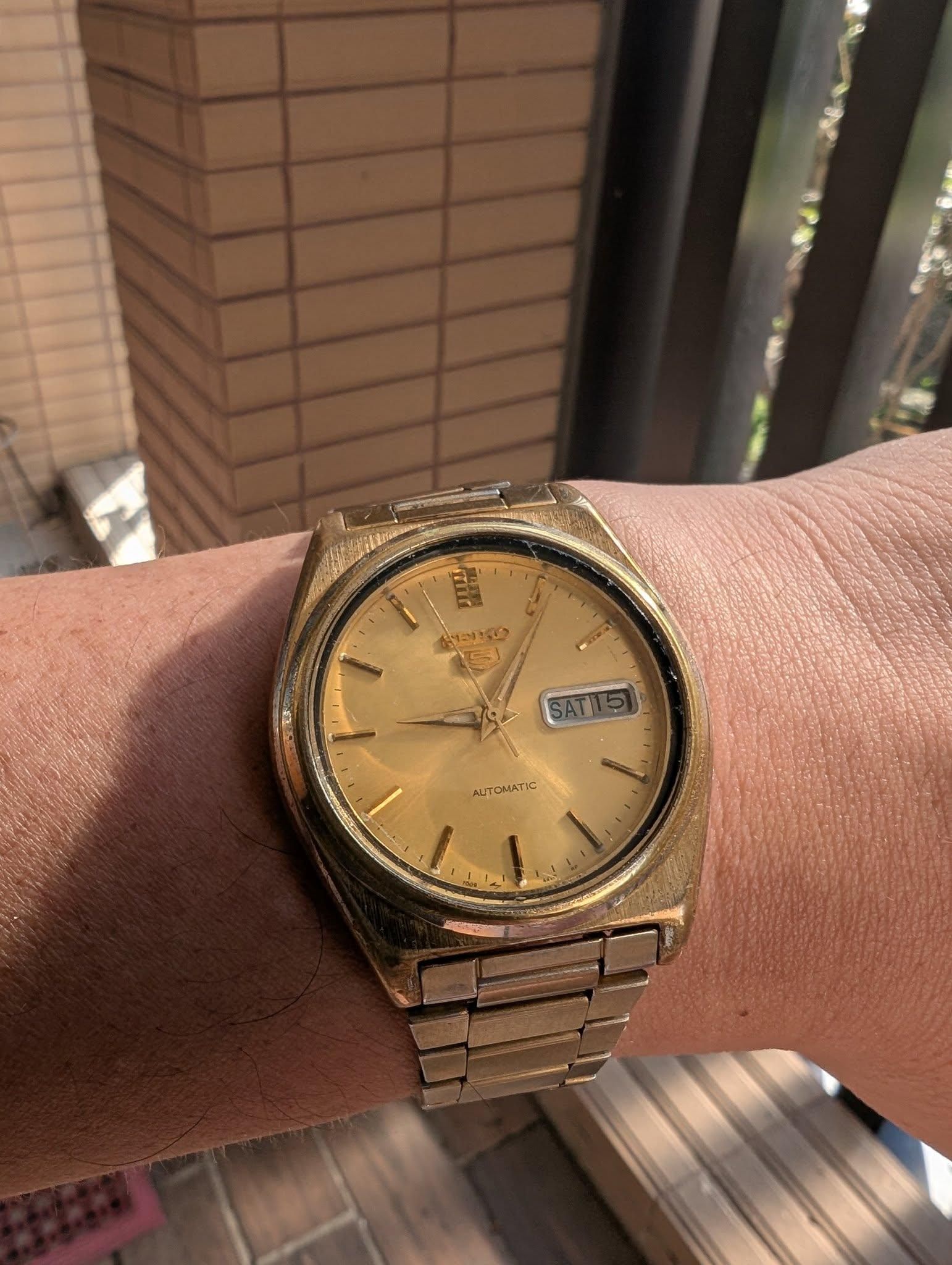 Seiko 5 Automatic (Caliber 7009a) with gold toned dial