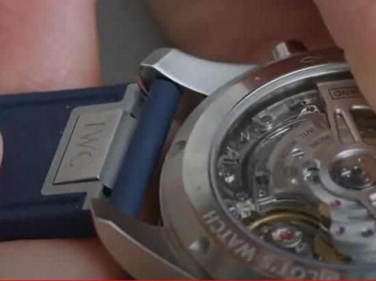 あ*き様 IWC 純正EasX-Change® ラバーベルト20mmネイビー + VIDEO: The IWC EasX-CHANGE straps refresh old favourites with a