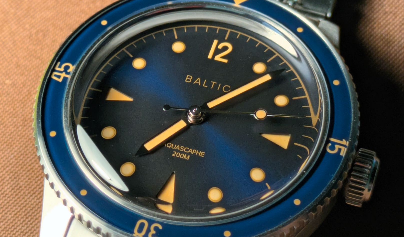 Baltic Aquascaphe Blue Gilt Review | WatchCrunch