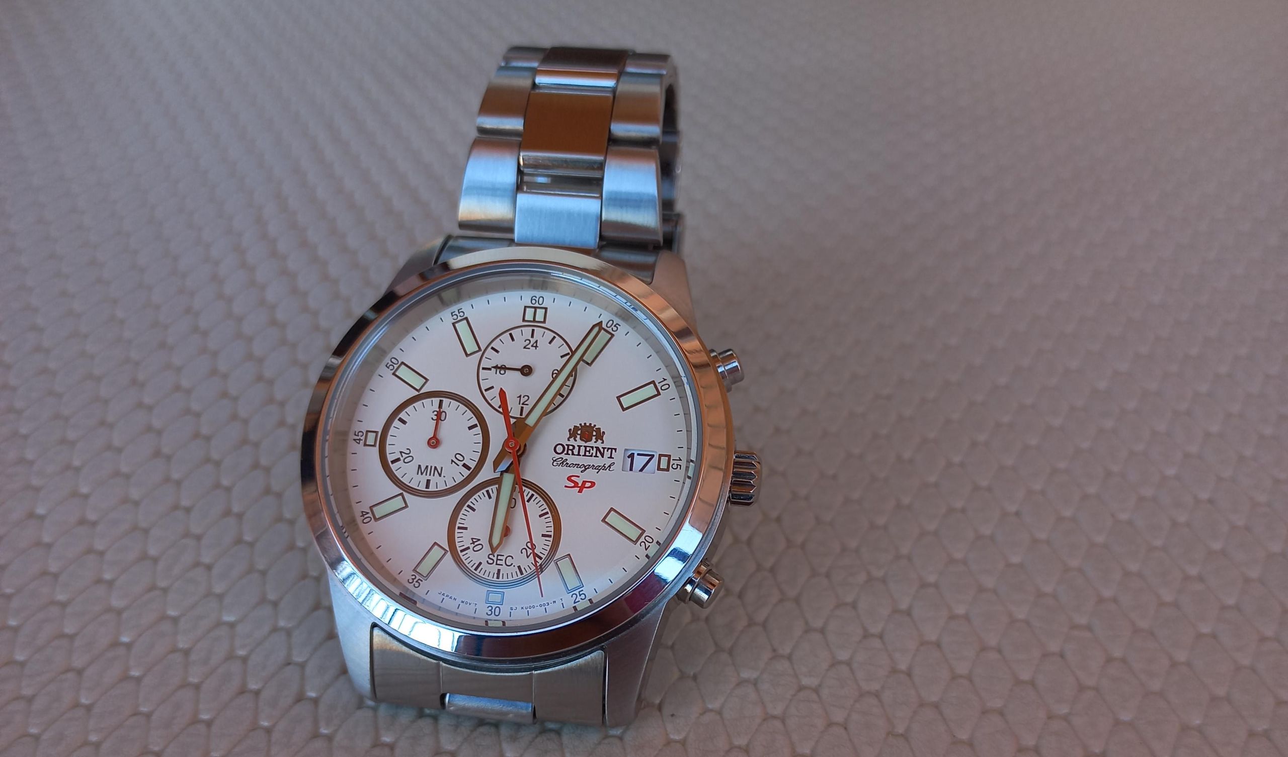 Orient SP Chronograph fku00003w Review | WatchCrunch