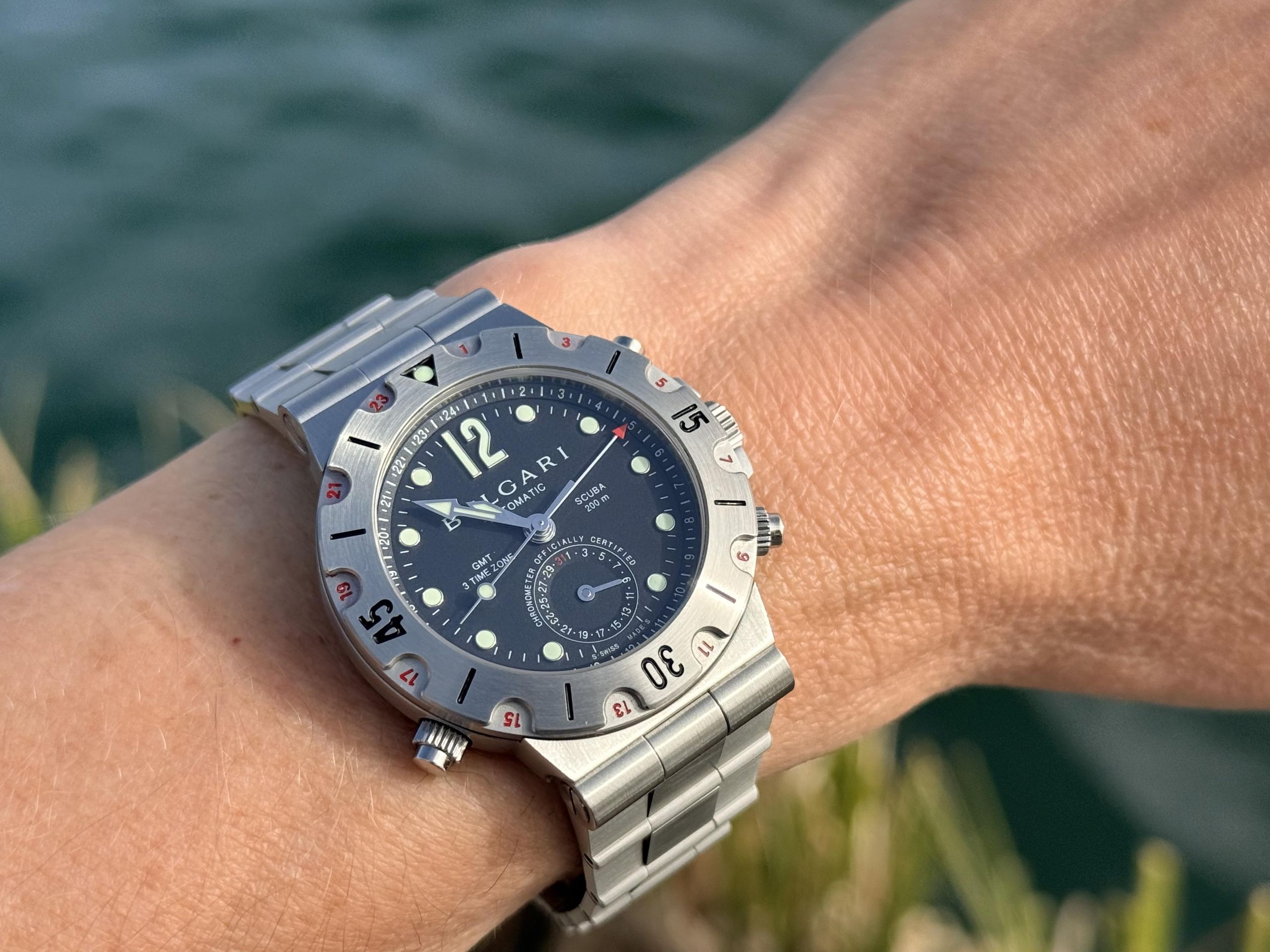 BVLGARI Scuba GMT 自動巻き 腕時計 Bulgari Diagono Scuba GMT - a different watch | WatchCrunch