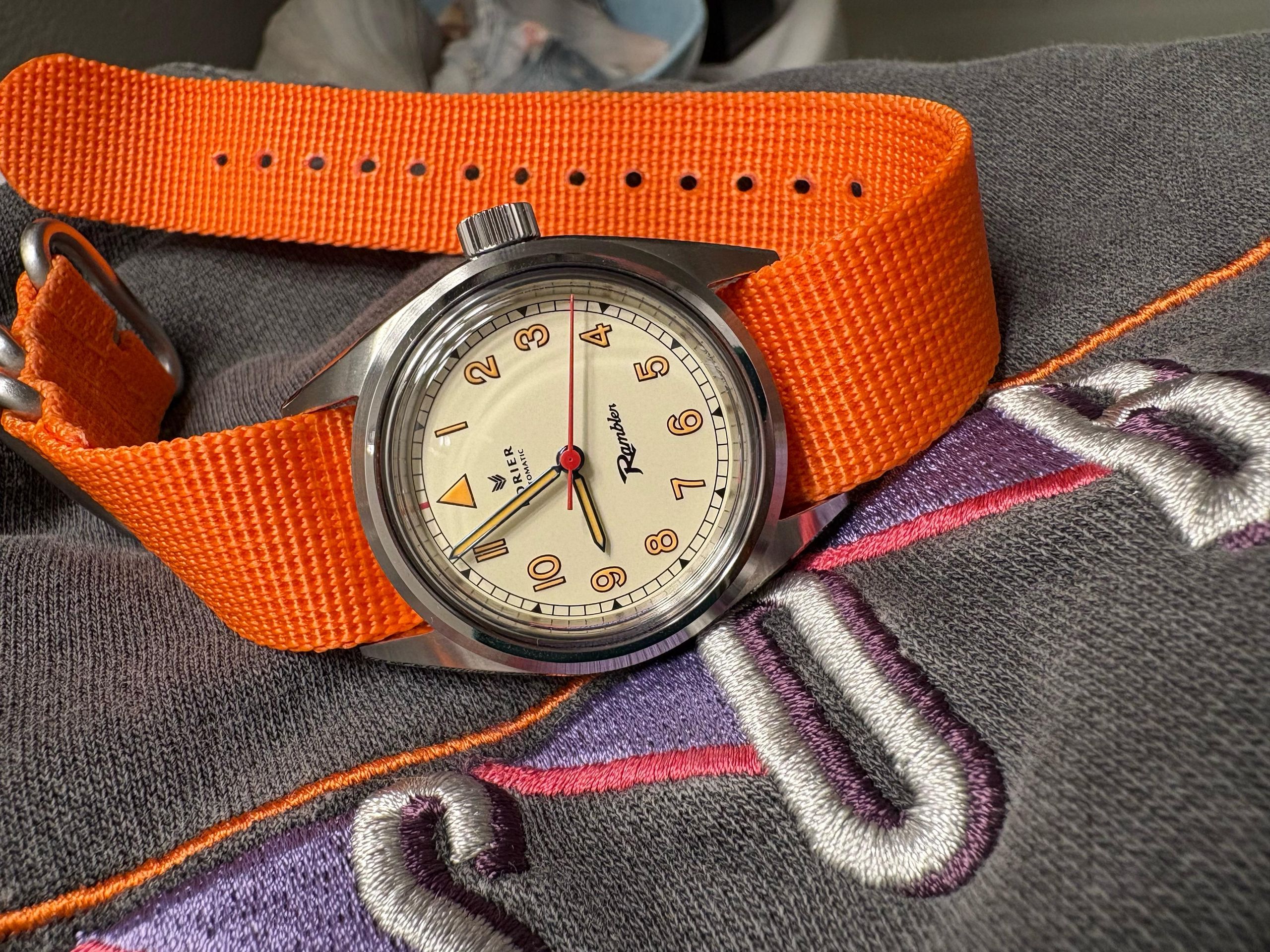 Lorier Rambler Wristcheck April 15, 2025 | WatchCrunch