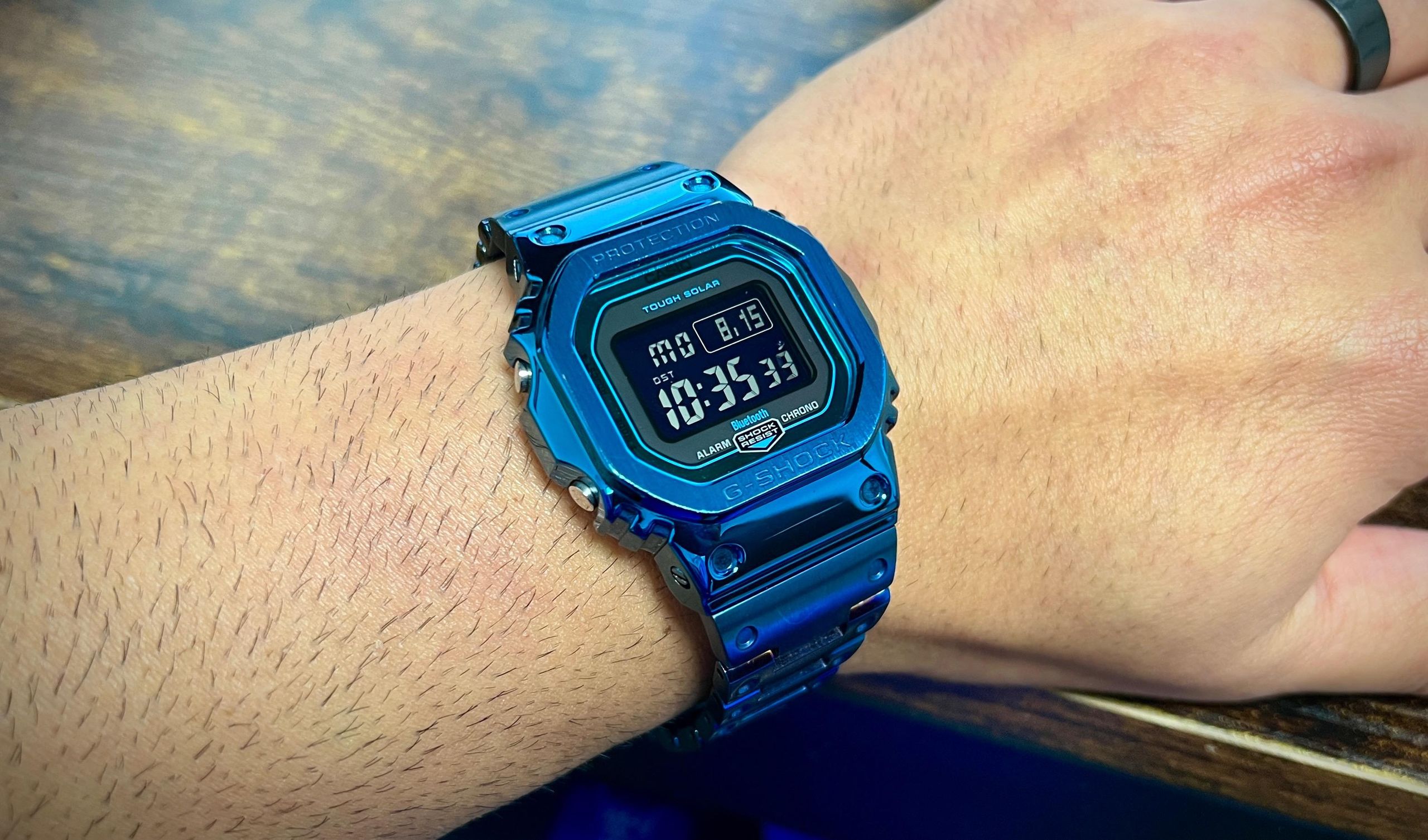 CASIO G-SHOCK　GW-B5600 Amazon.com: Casio G-SHOCK GW-B5600HR-1JF Radio Solar Watch