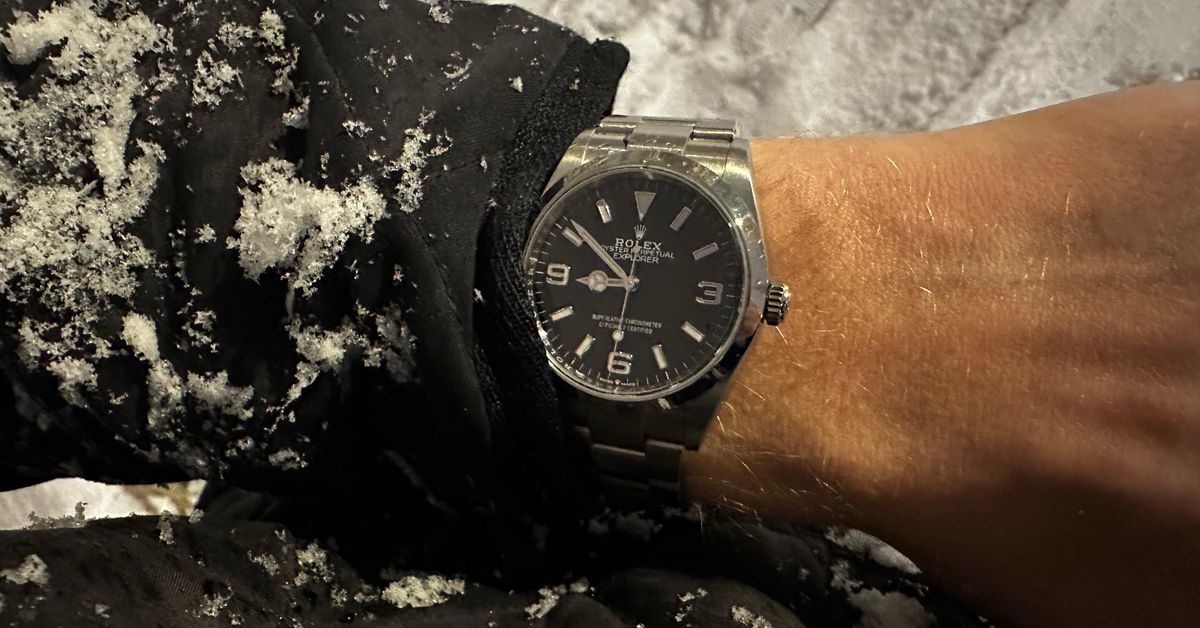 Let’s see your watch doing what it’s meant for! 🤳 | WatchCrunch