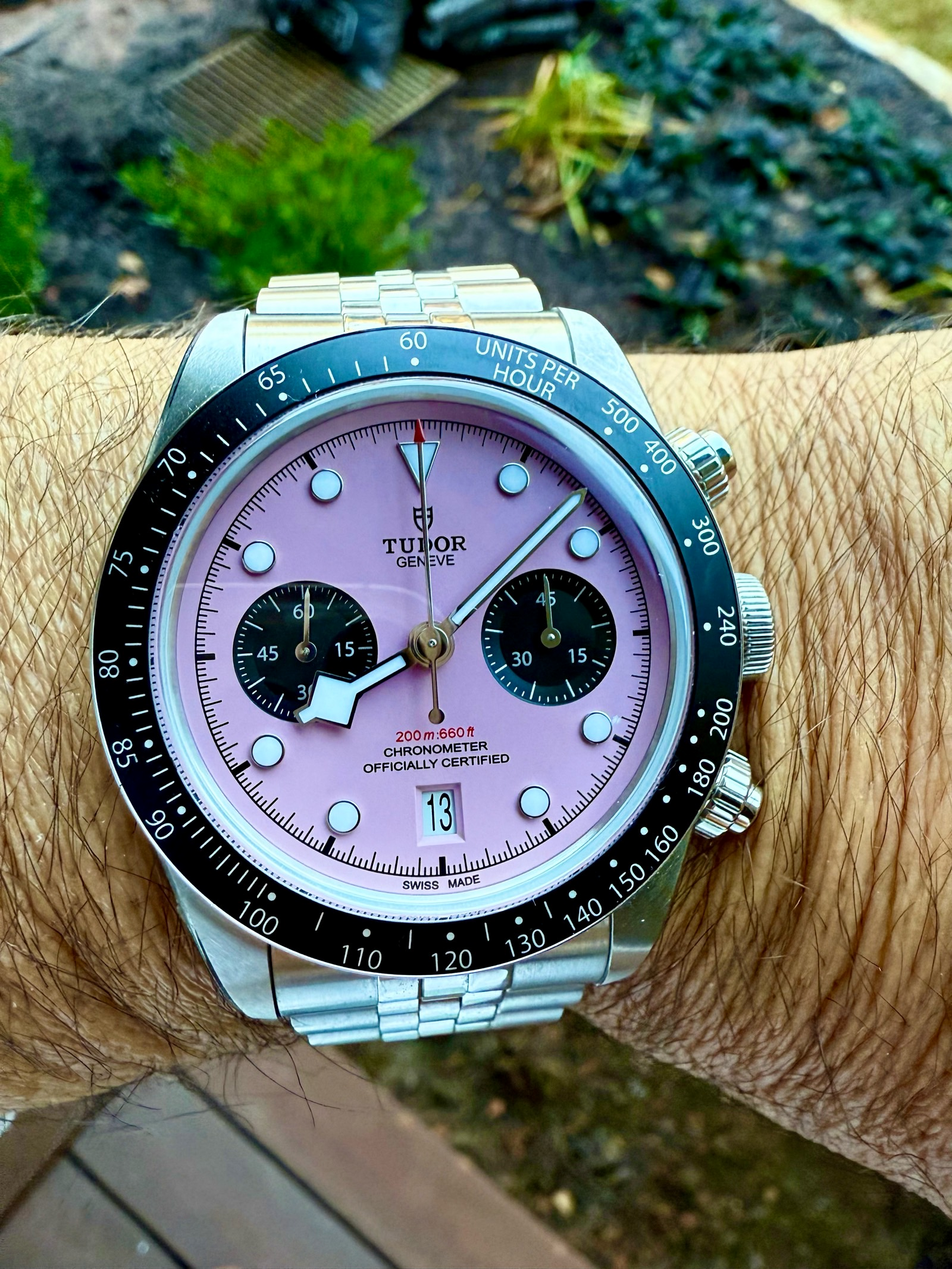 B' Flow ピンク Review: Black Bay Pink Chronograph my thoughts after 6 months of