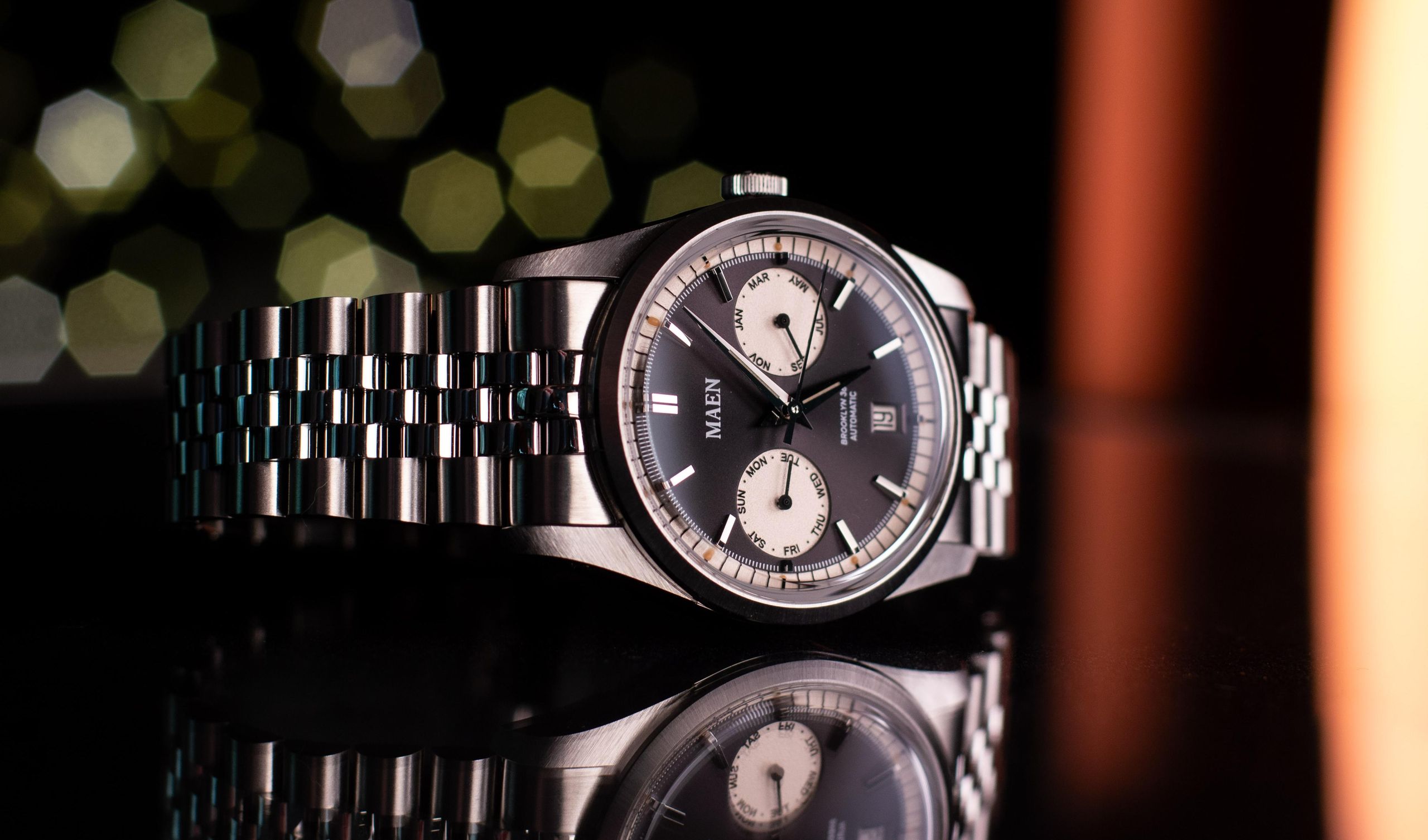 Maen Brooklyn 36 Triple Calendar Review | WatchCrunch