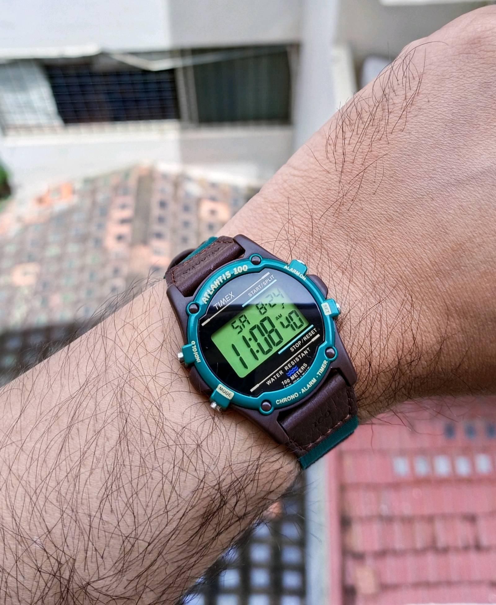 Timex Atlantis 100 | WatchCrunch