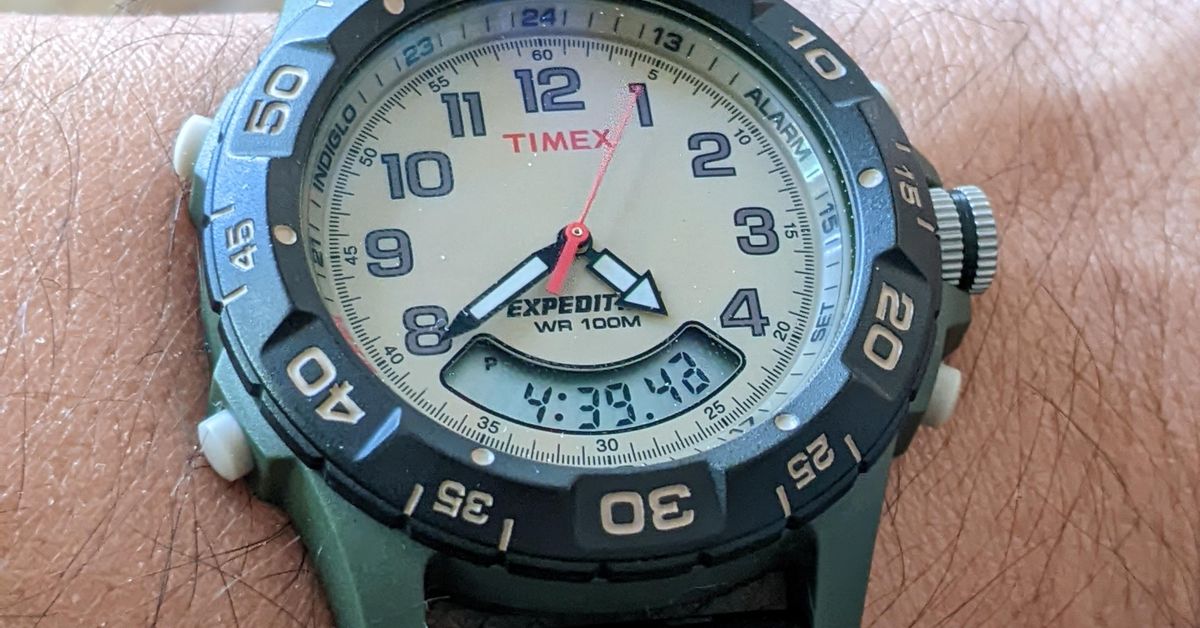 Timex Montre décontractée TW4B237009J