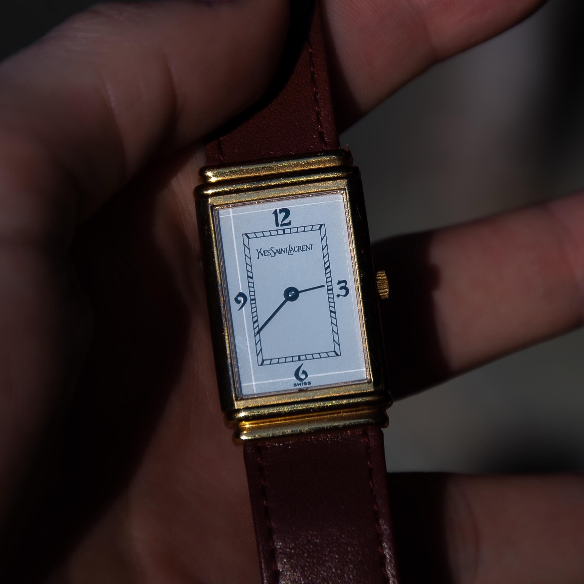 ヴィンテージ YVES SAINT LAURENT 手巻き タンク 1980年代 Yves Saint Laurent Glory | WatchCrunch