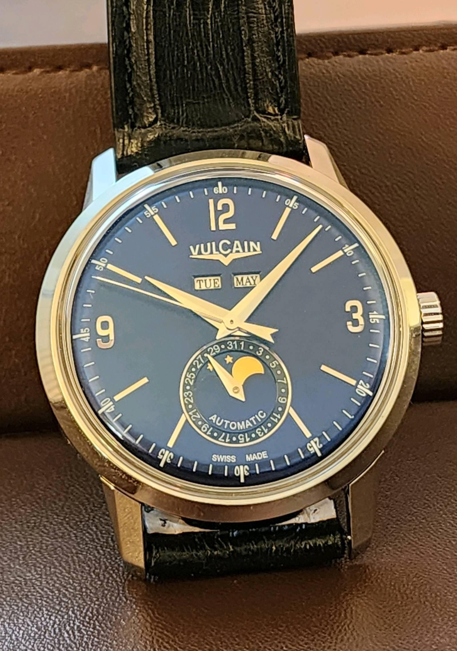 Vulcain 50s Presidents' Moonphase | WatchCrunch